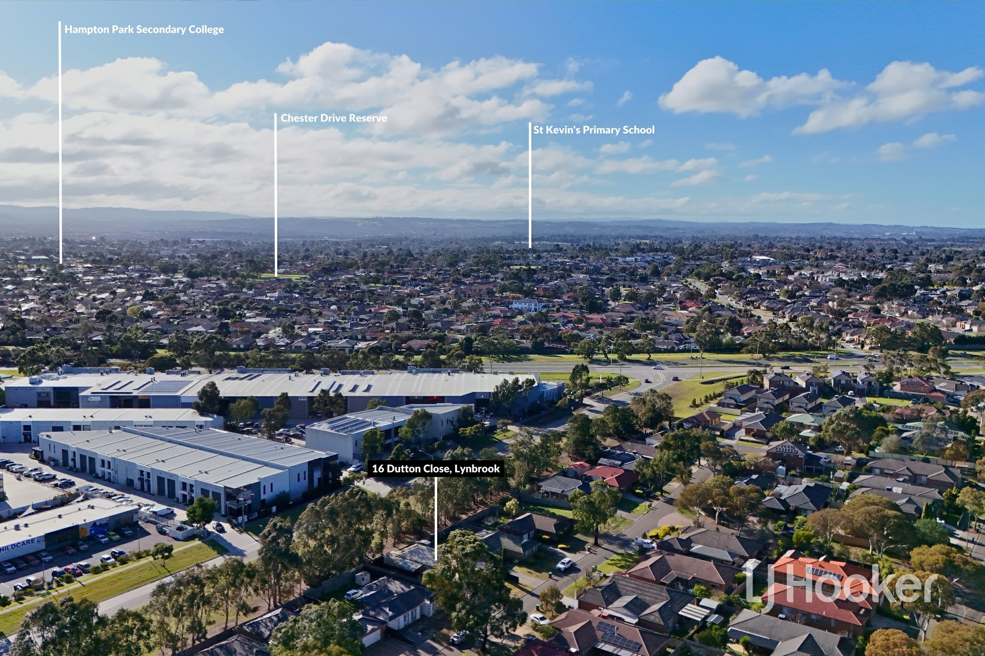16 Dutton Close, LYNBROOK