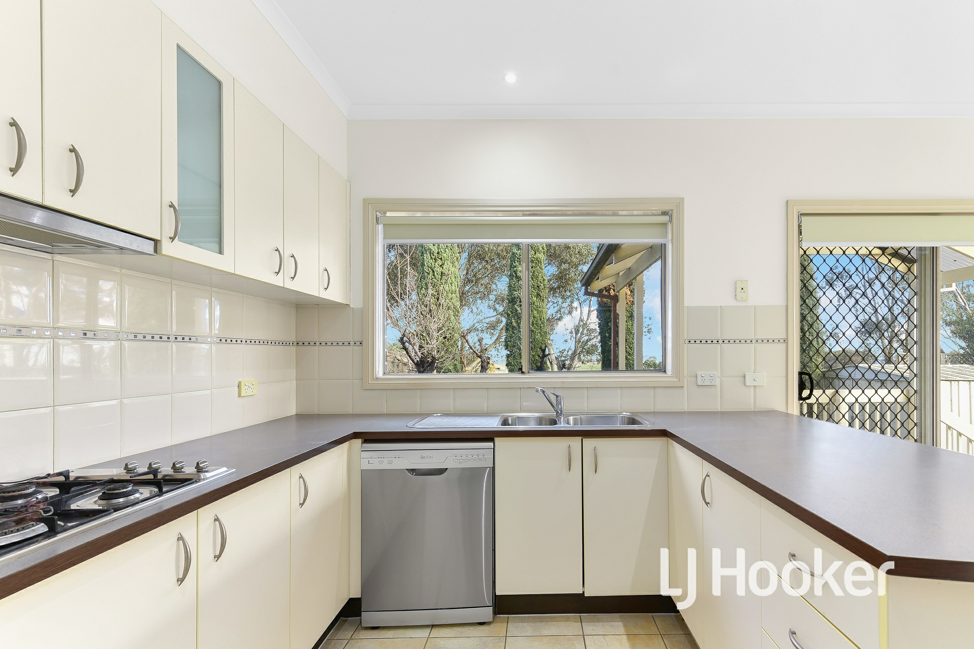 24 Yellowbox Crescent, LYNDHURST