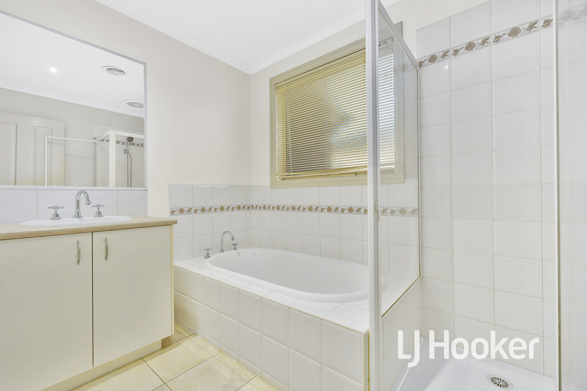 24 Yellowbox Crescent, LYNDHURST