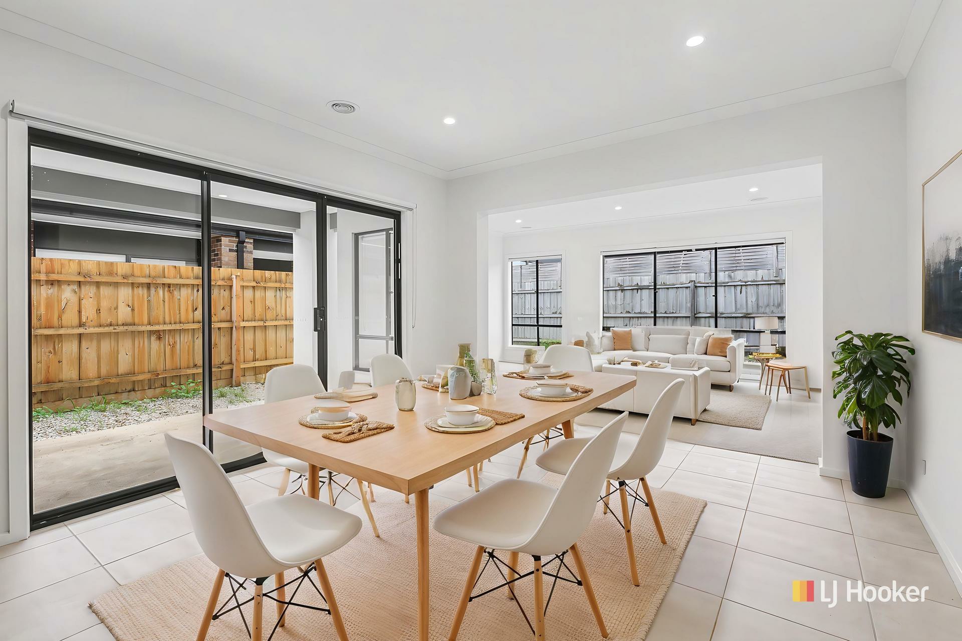 35 Dream Avenue — photo 3 of 17