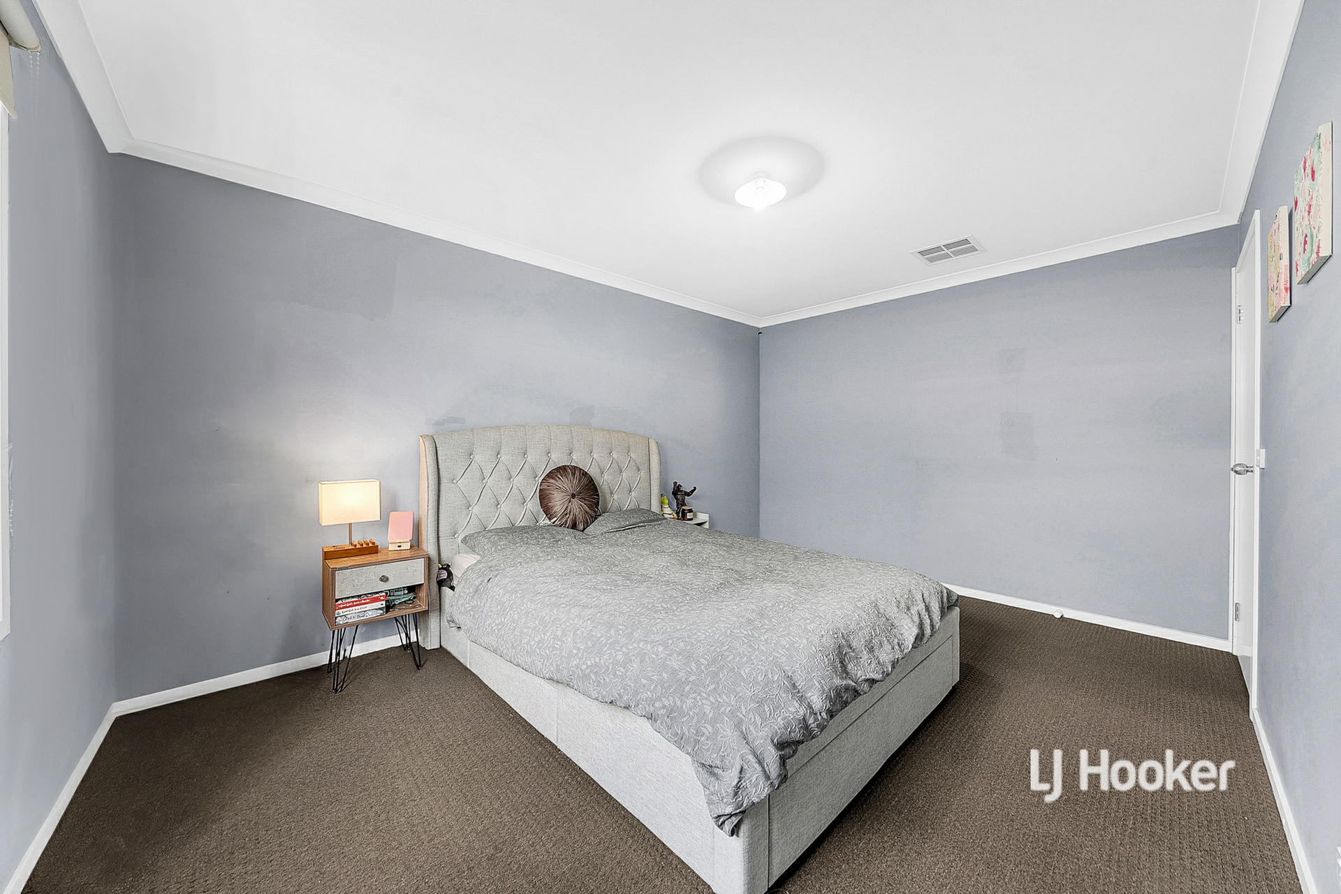 27 Dan Morgan Drive — photo 13 of 25
