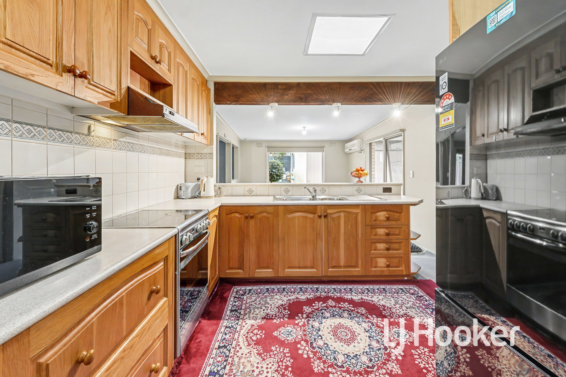 17 Cloverset Avenue — photo 6 of 20