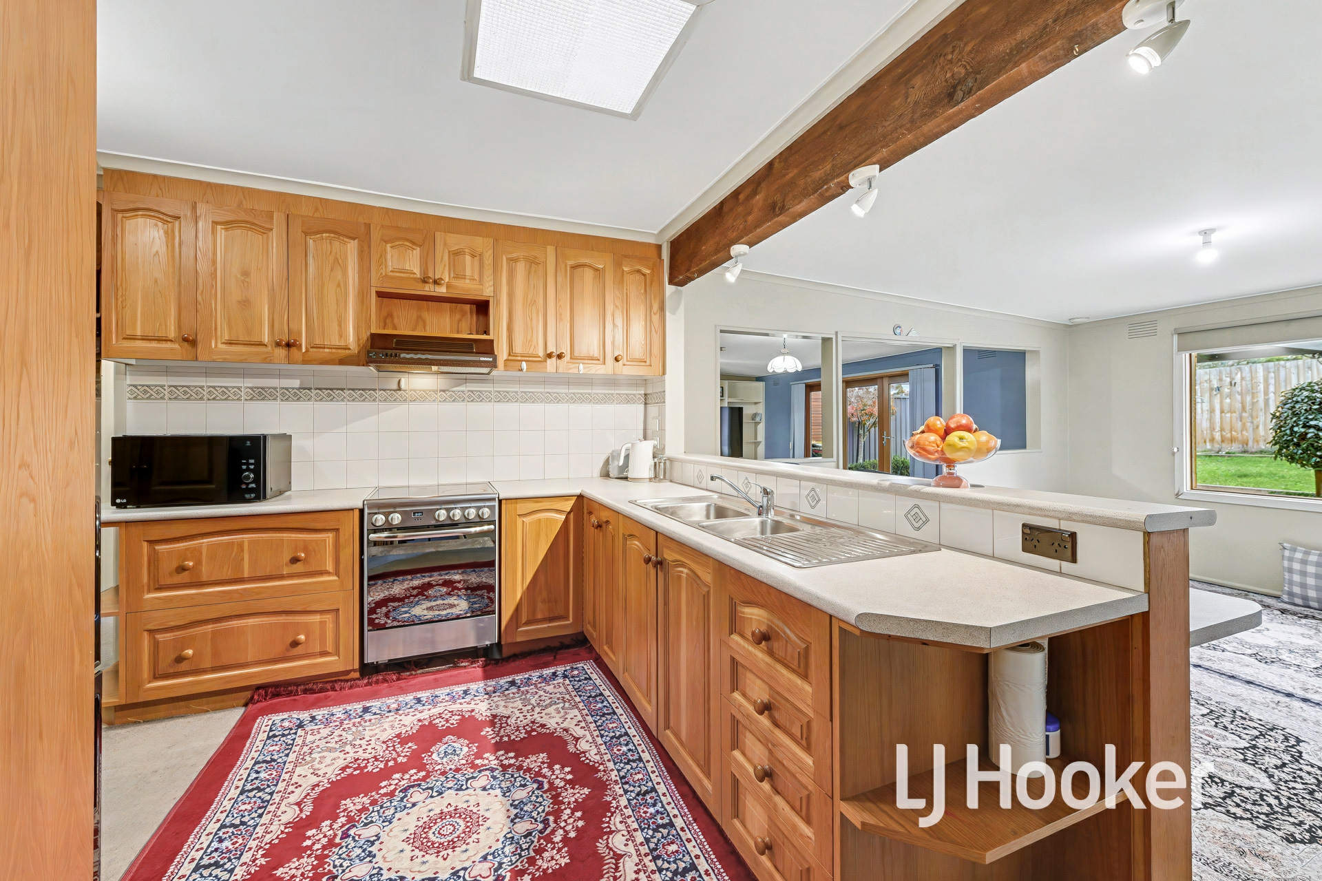 17 Cloverset Avenue — photo 7 of 20