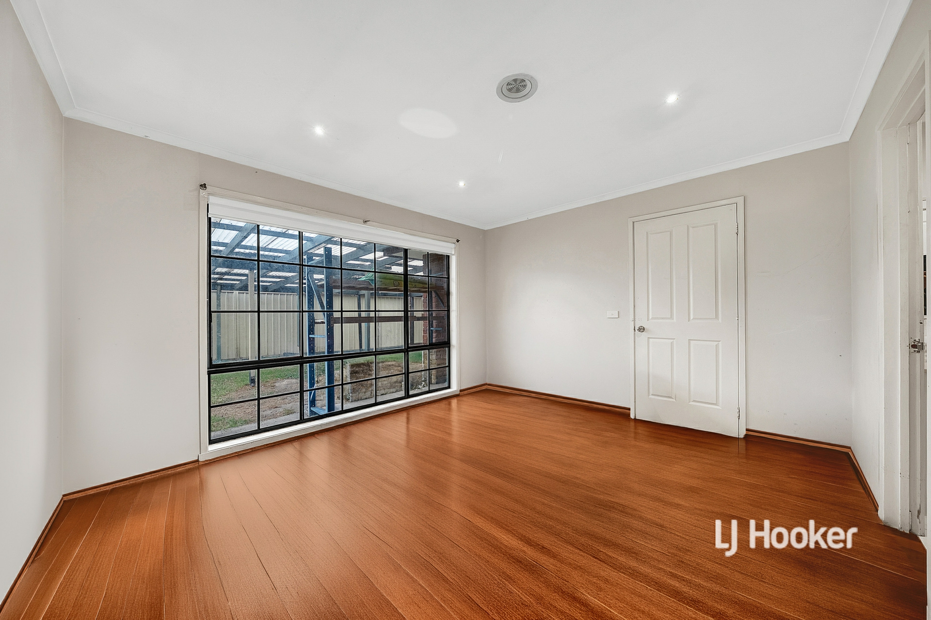 3 General Joshua Drive — photo 7 of 17
