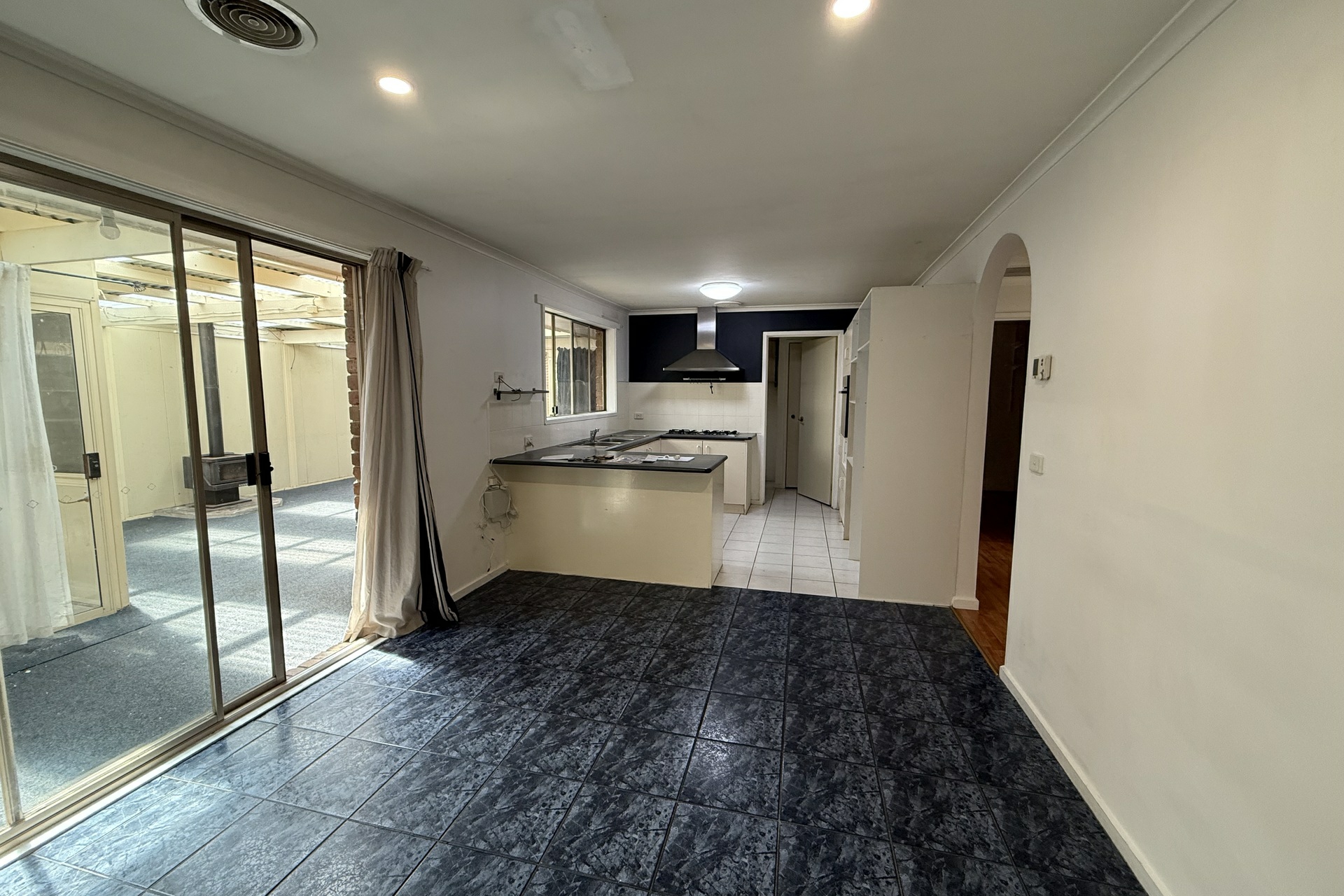 21 Ormond Road — photo 4 of 12