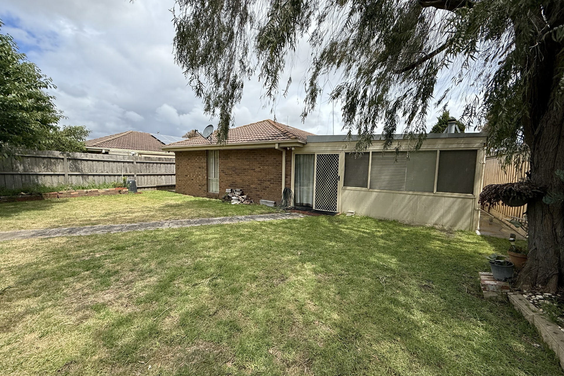 21 Ormond Road — photo 11 of 12