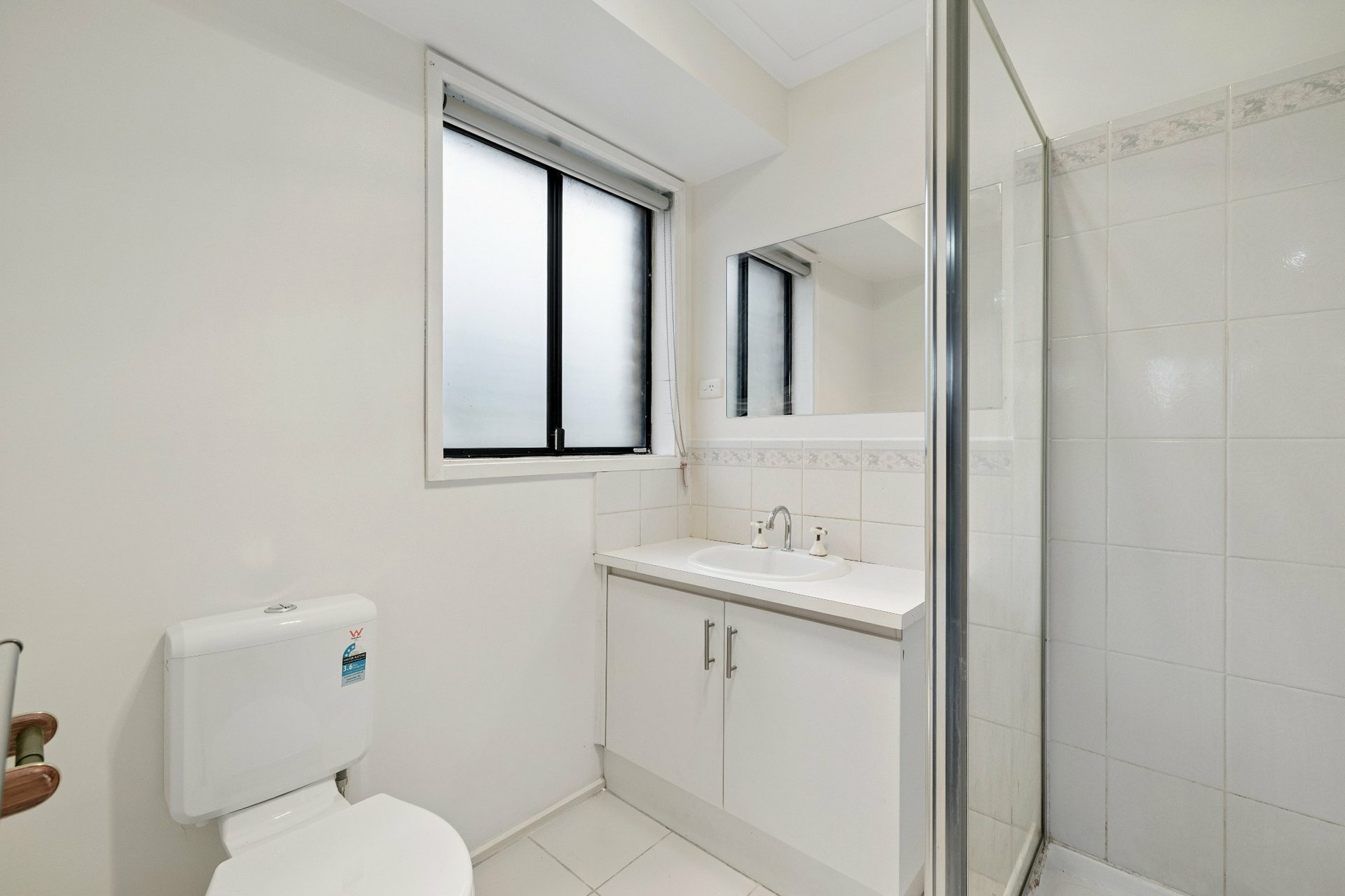 8 Adley Place — photo 11 of 17