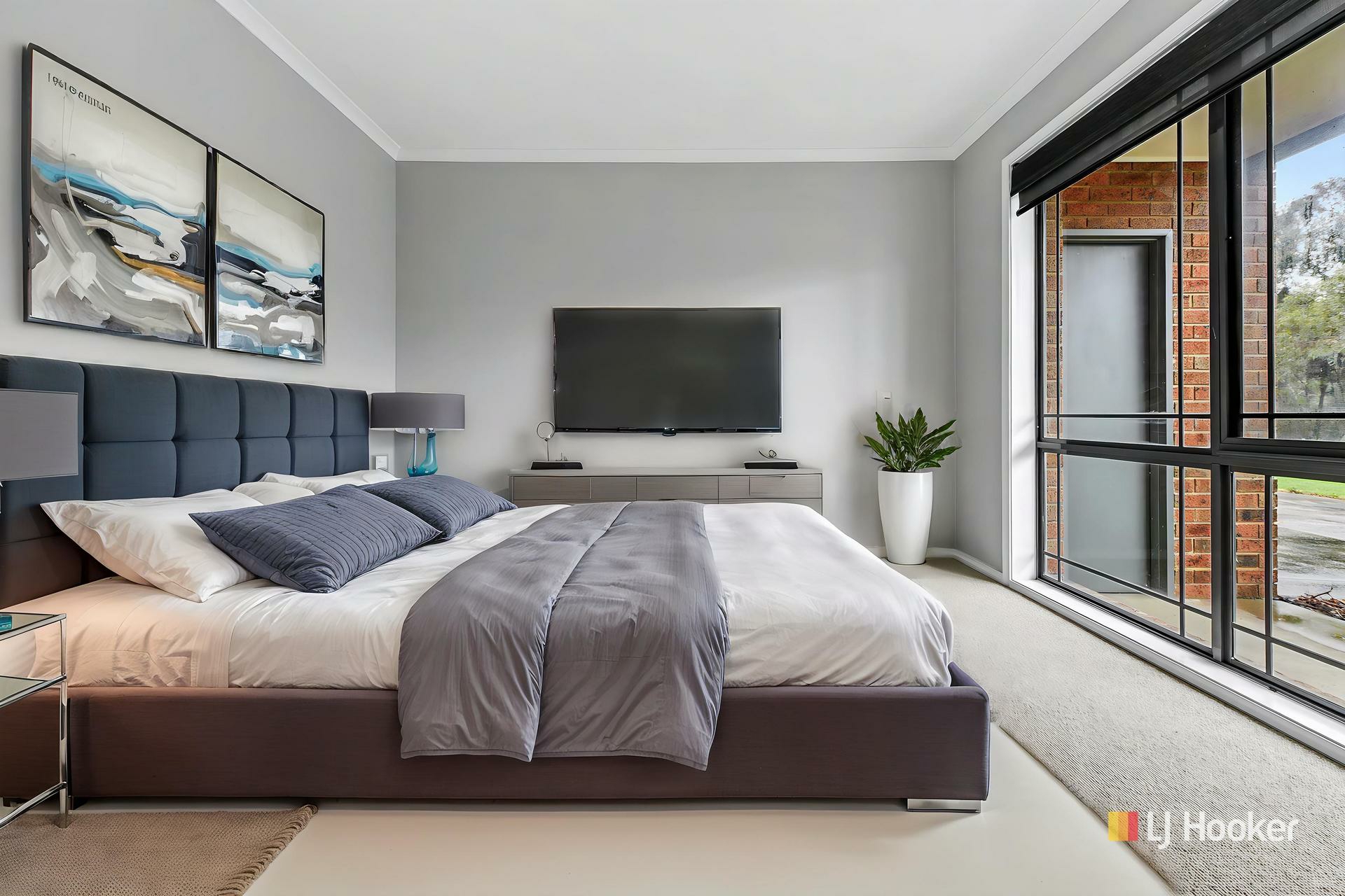 30 Carboni Crescent — photo 12 of 22