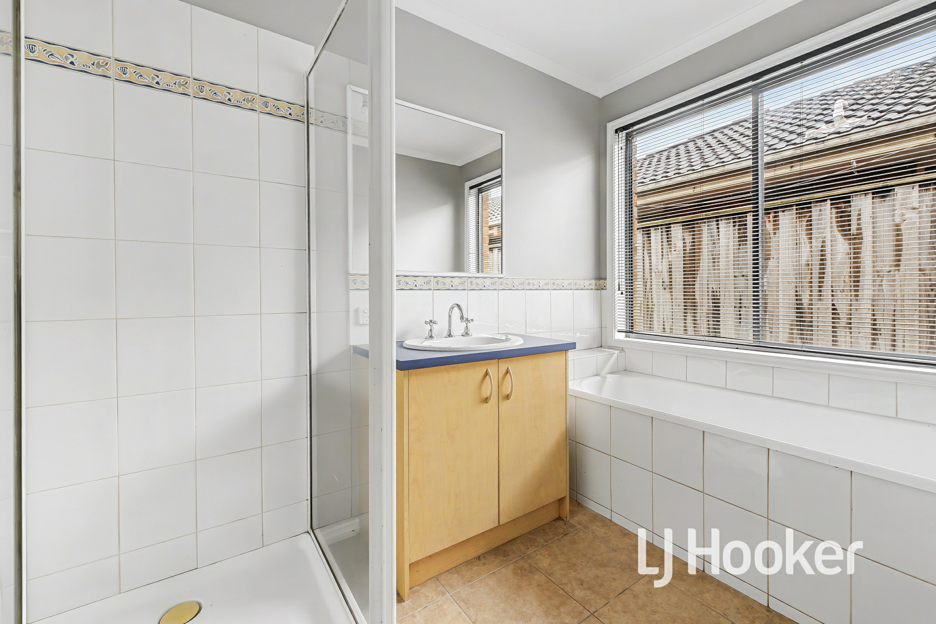 30 Carboni Crescent — photo 14 of 22