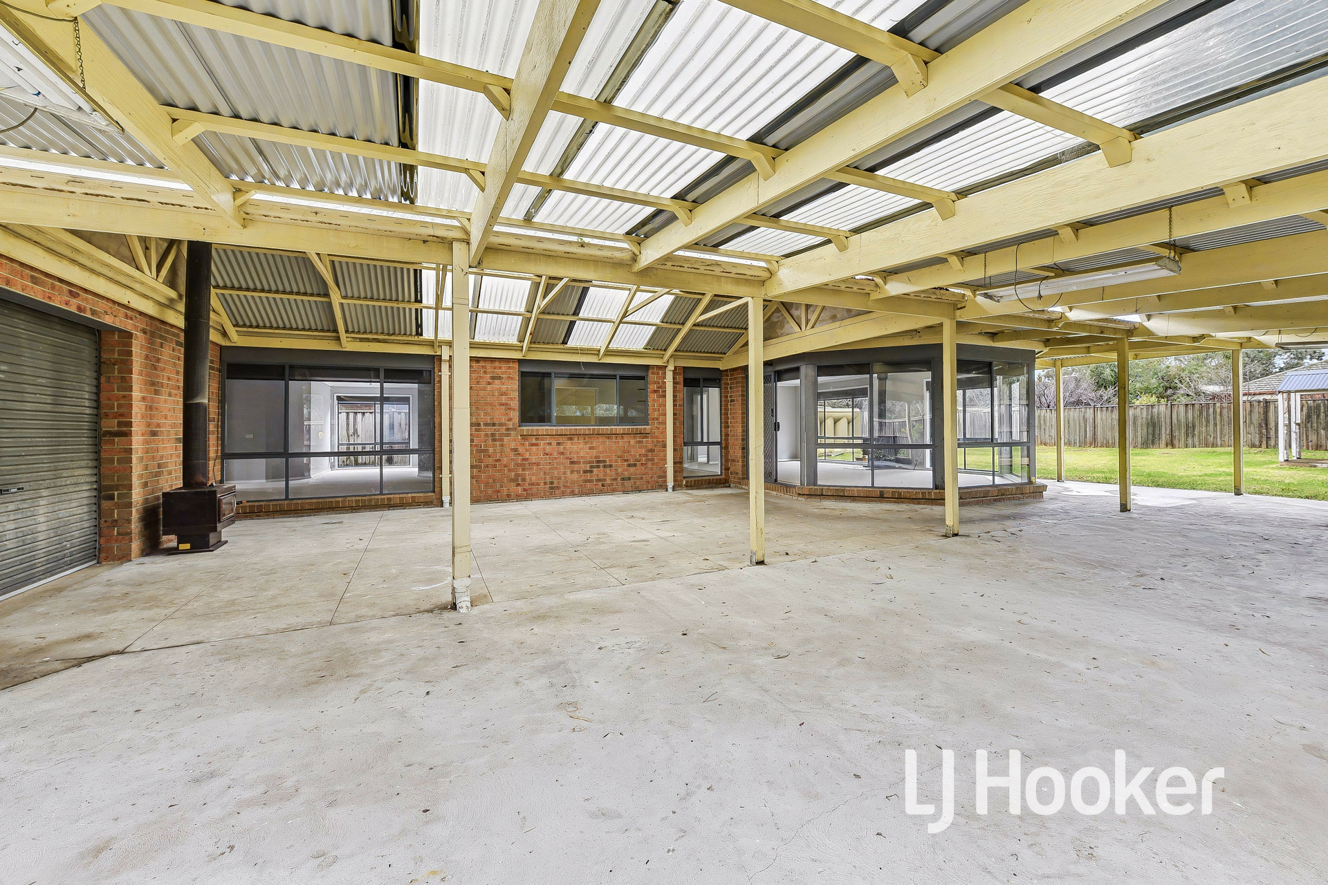 30 Carboni Crescent — photo 15 of 22