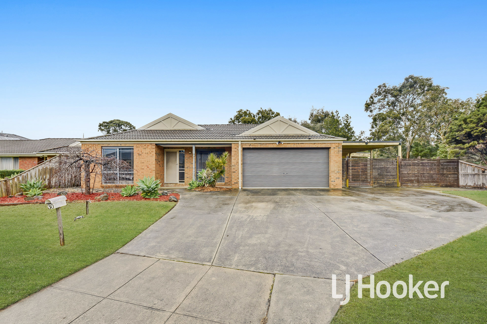 30 Carboni Crescent — photo 22 of 22