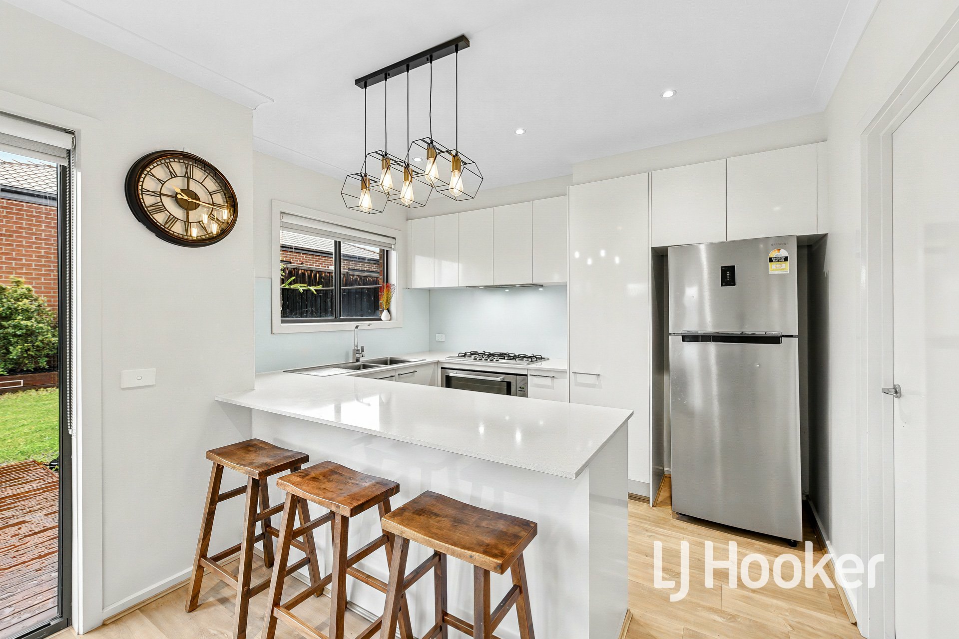 25 Highmount Drive — photo 7 of 17