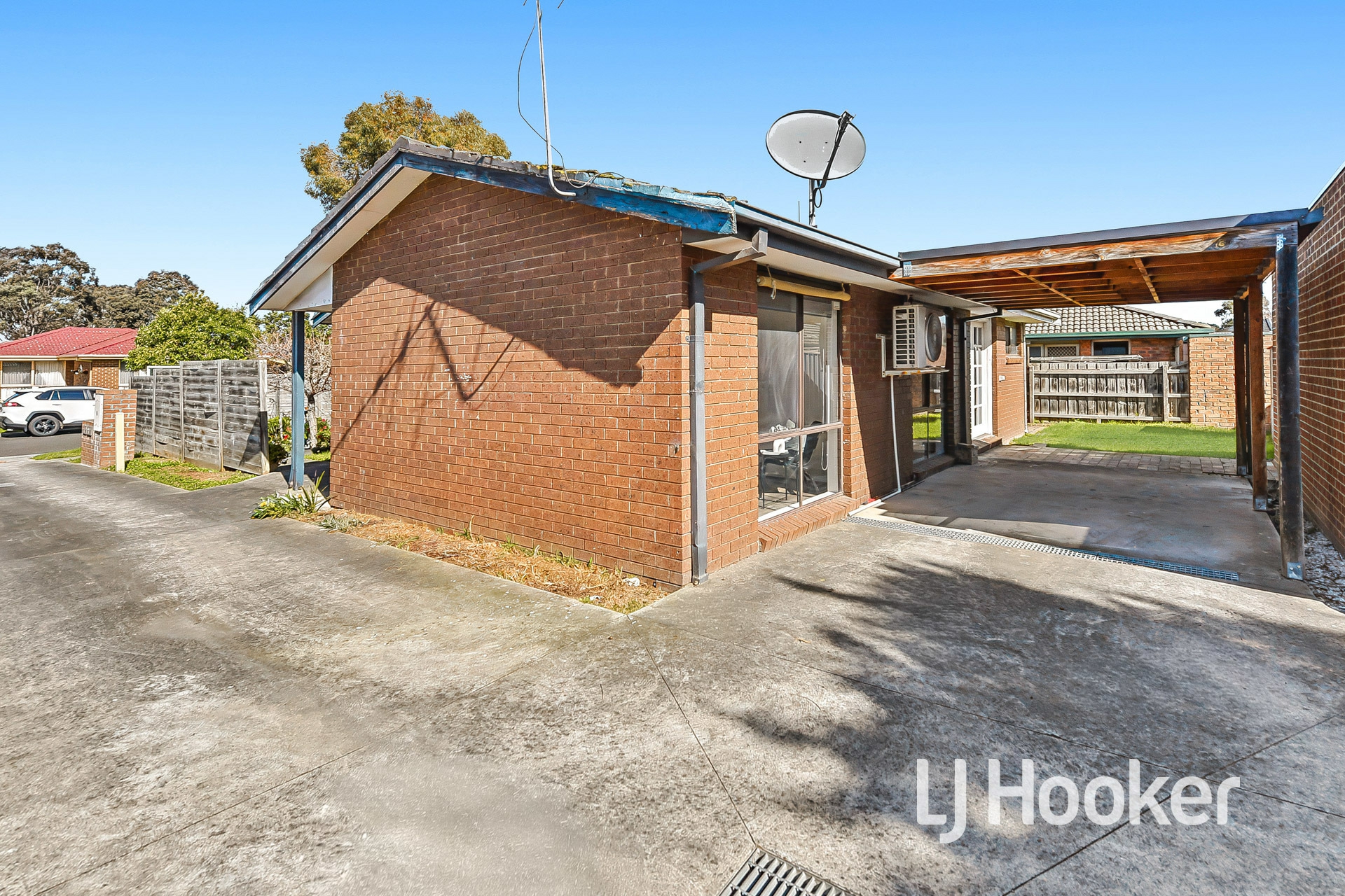 50 Beckington Crescent — photo 12 of 16