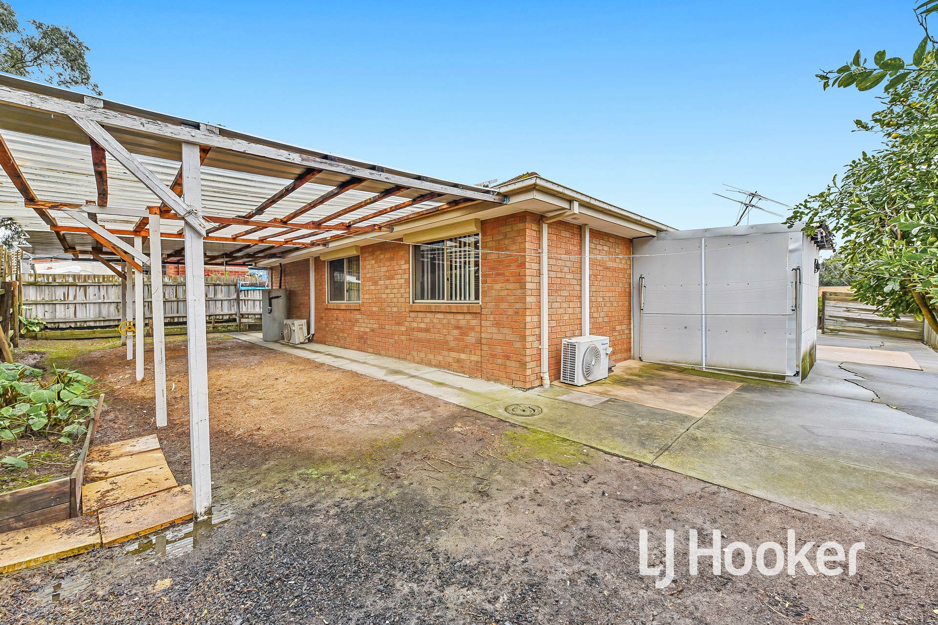 5 Taya Court — photo 13 of 17