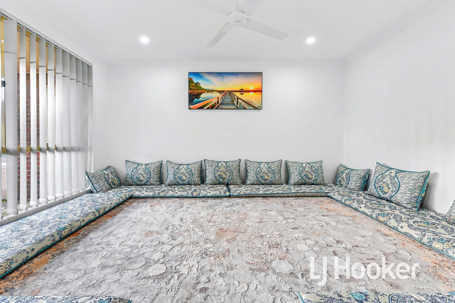 119 Hinrichsen Drive — photo 3 of 20