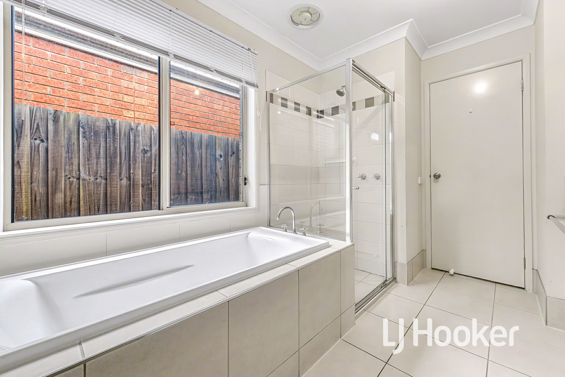 54 Bellarine Drive — photo 11 of 15