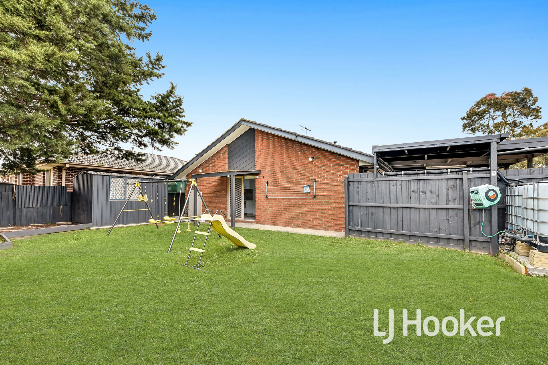 2/37 Ivan Crescent — photo 13 of 16