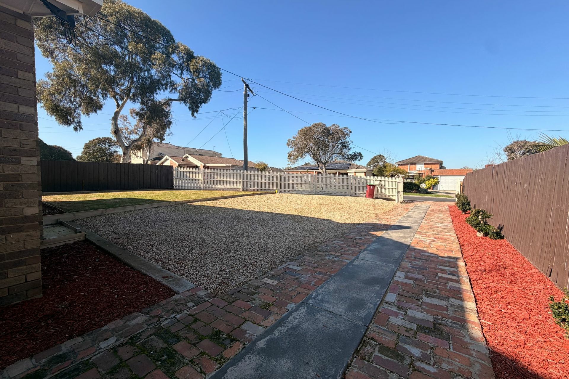 29 Carlisle Road — photo 3 of 23