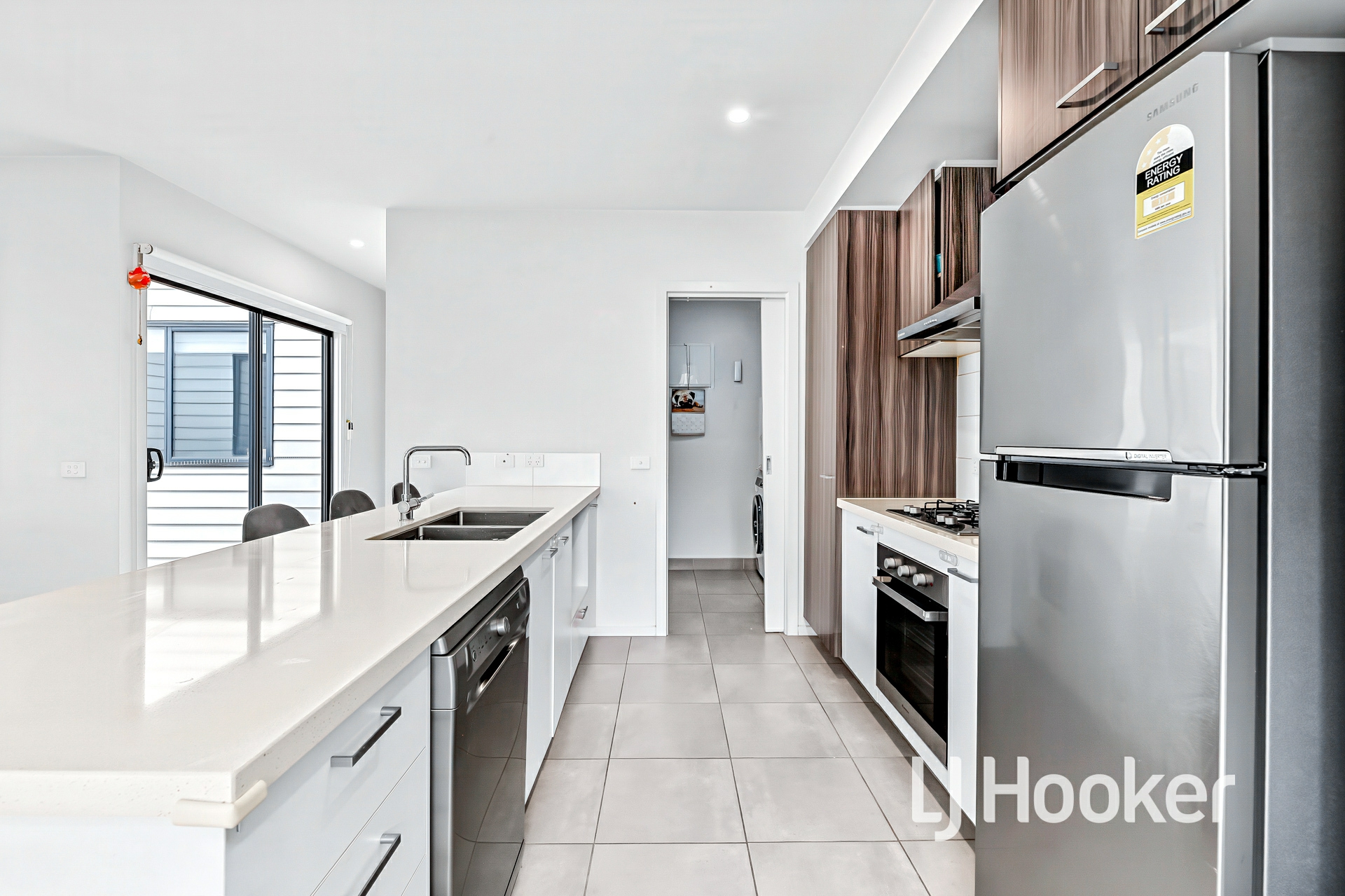 13 Trendale Lane — photo 4 of 14