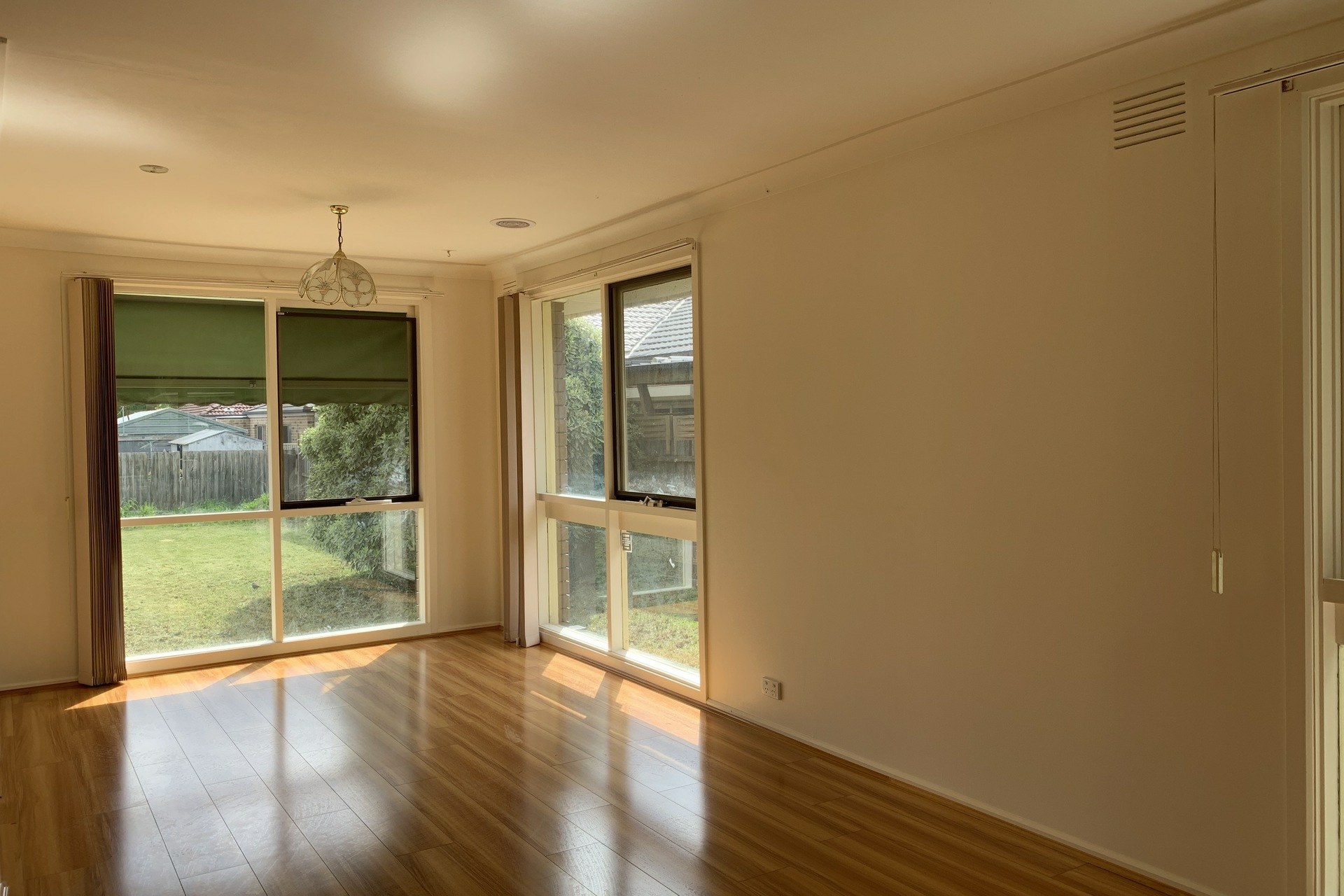 15 Binding Avenue — photo 6 of 13