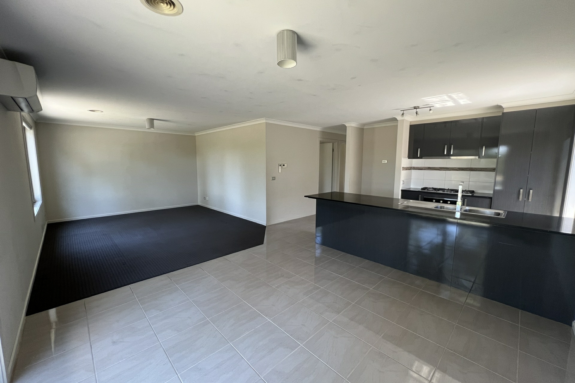 46 Tankard Drive — photo 2 of 9