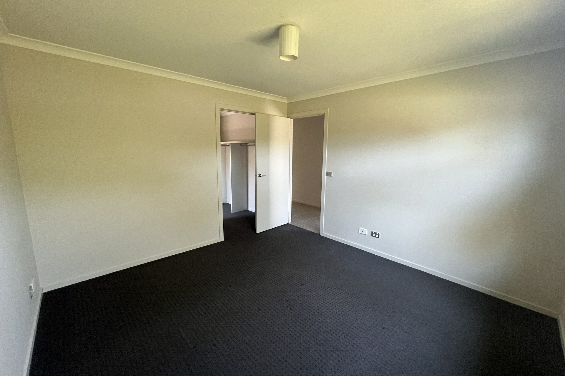 46 Tankard Drive — photo 4 of 9