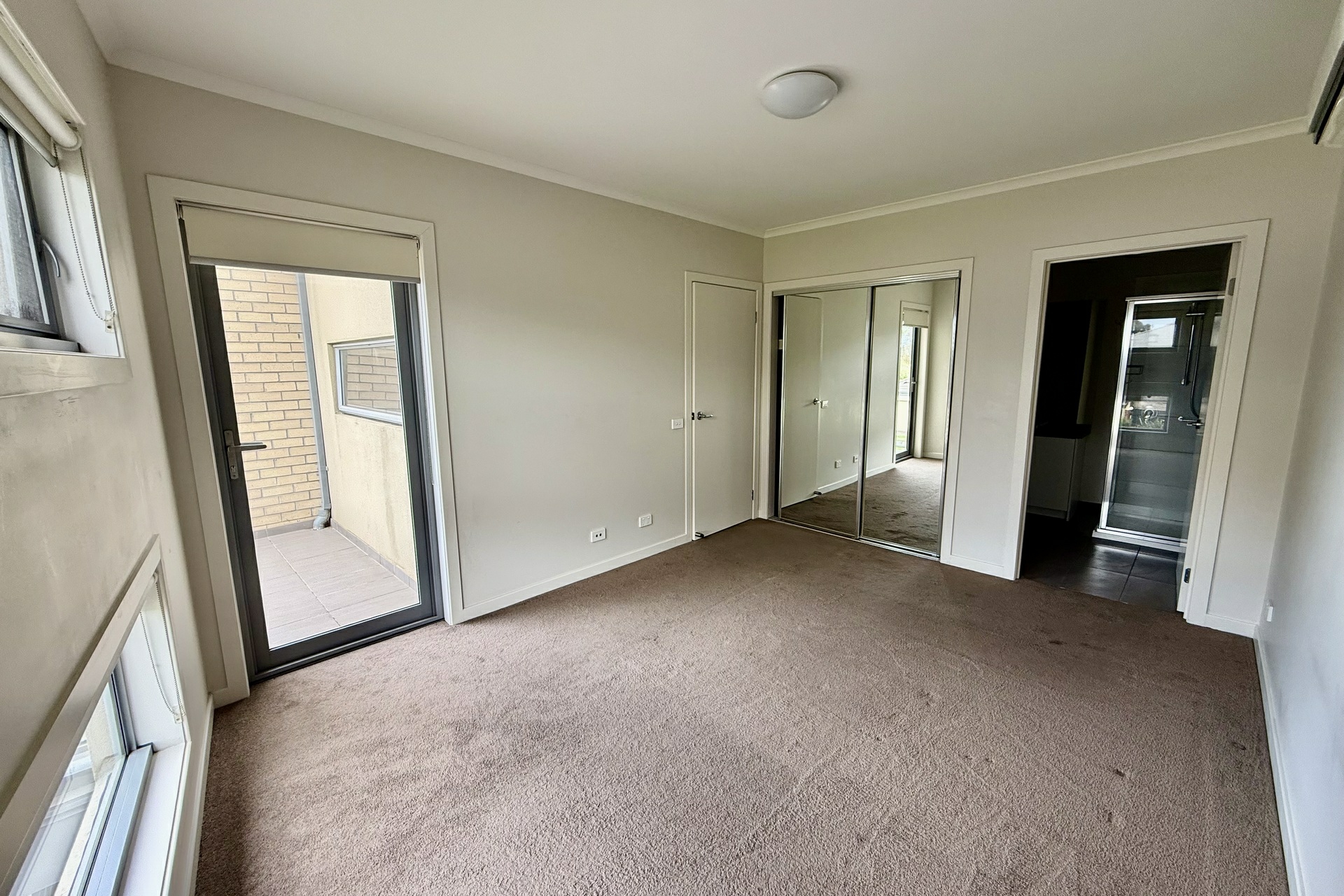 9 Hinterland Close — photo 4 of 13