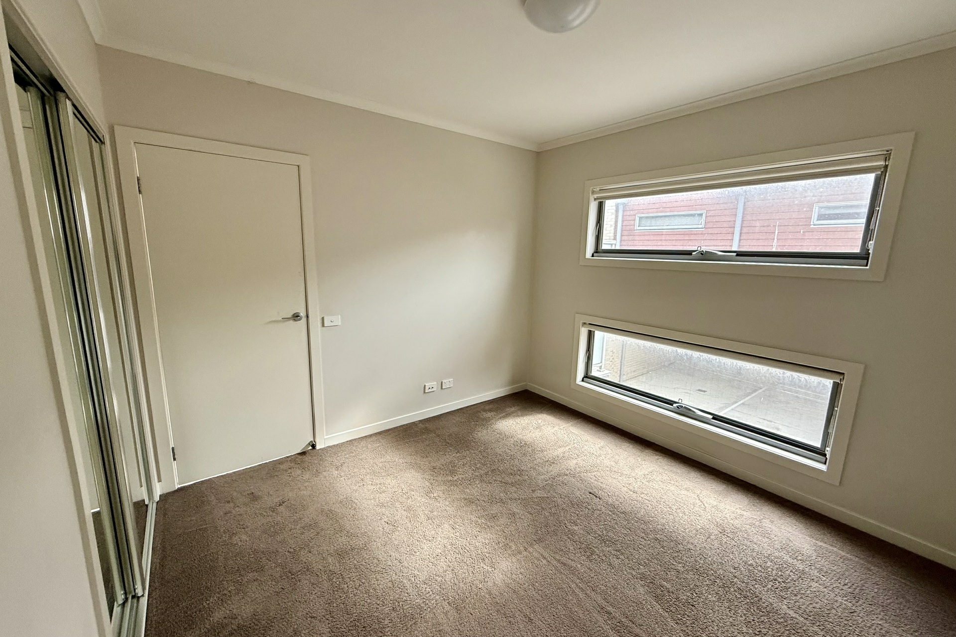9 Hinterland Close — photo 8 of 13