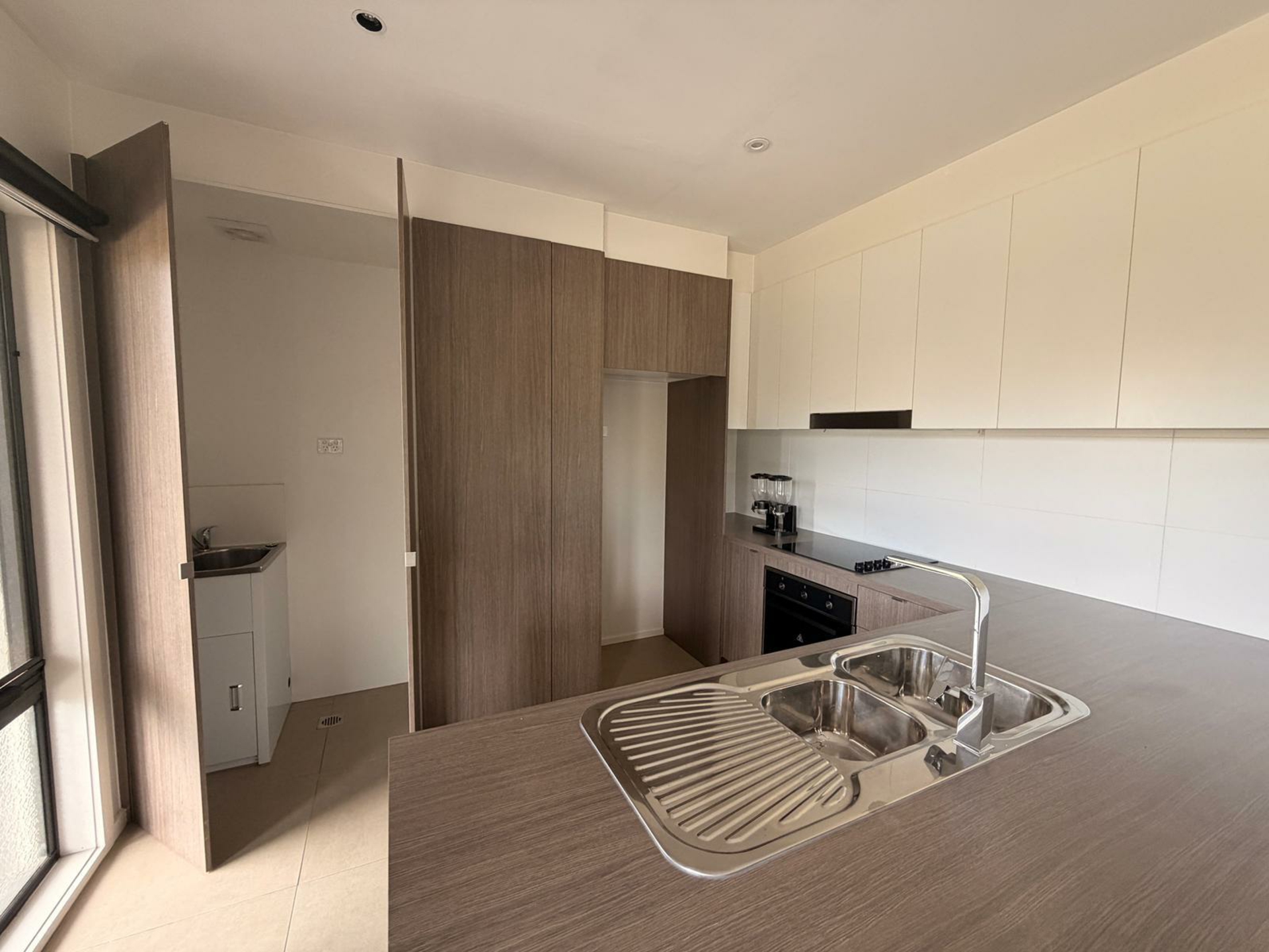 105 Lilliana Boulevard — photo 7 of 14