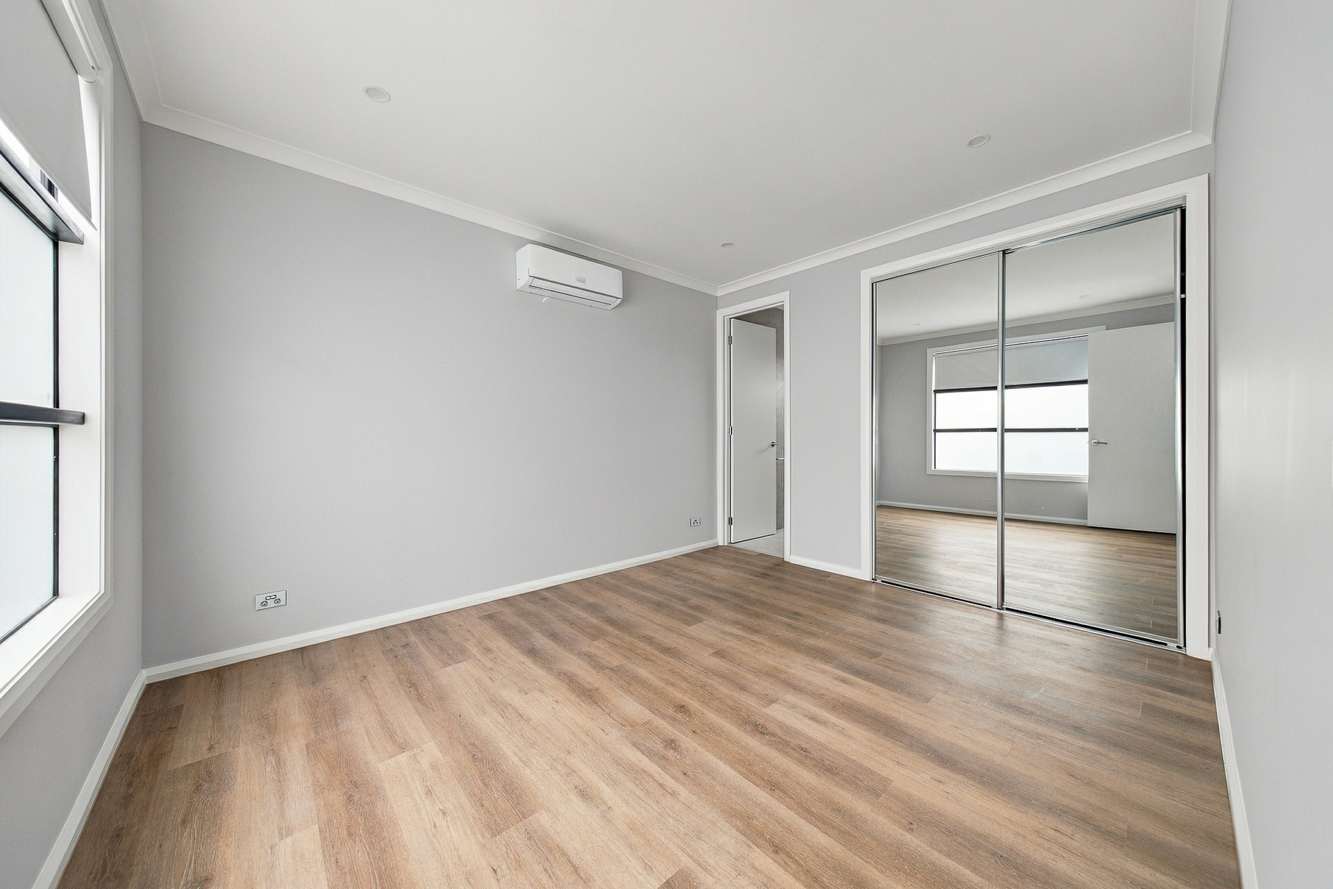3/9 Upton Crescent — photo 17 of 30