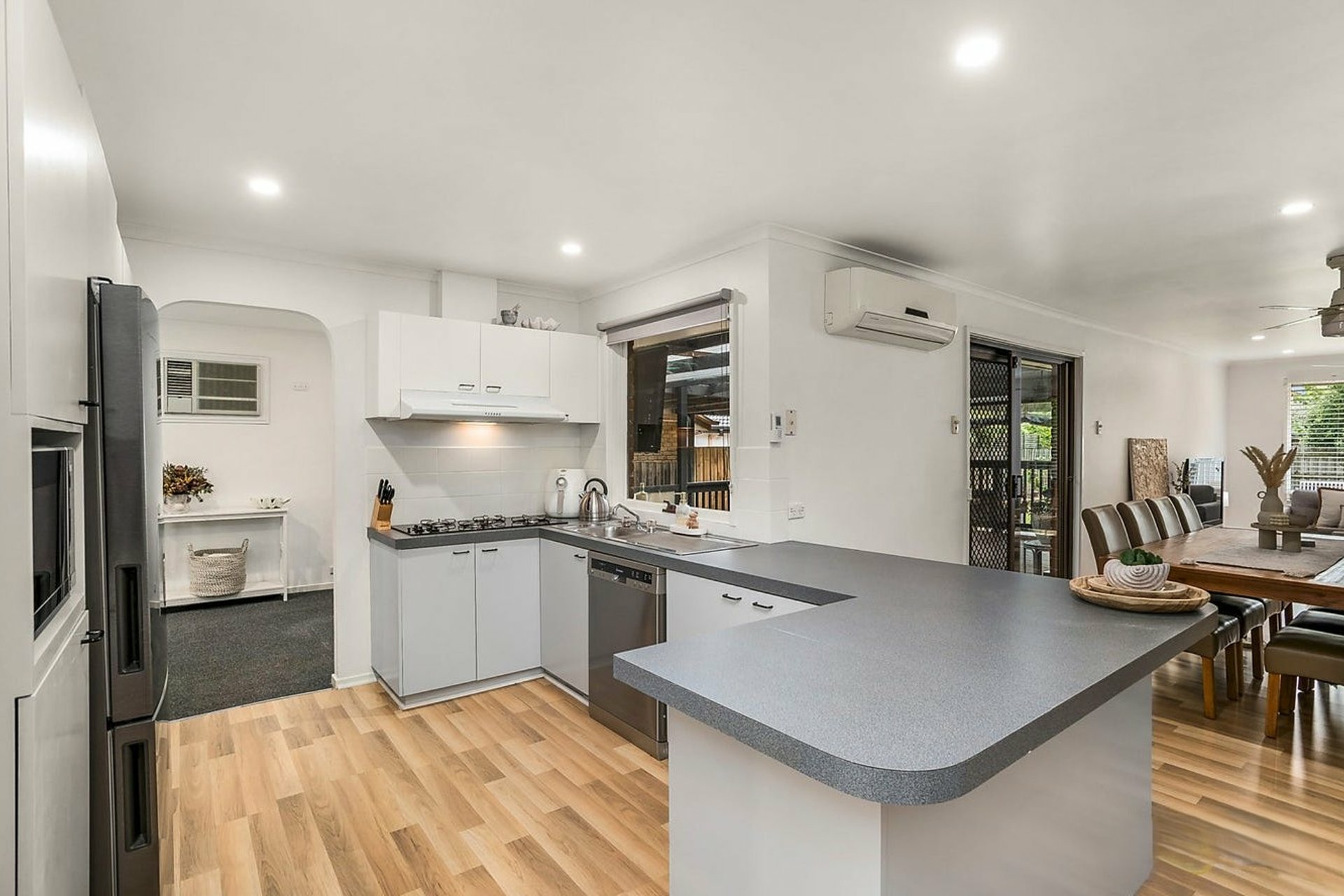 26 Hoysted Avenue — photo 4 of 9