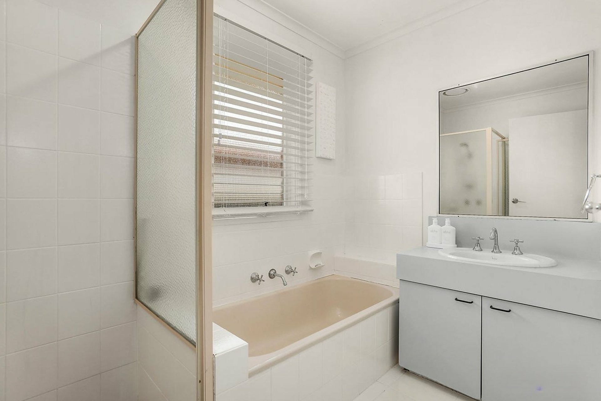 26 Hoysted Avenue — photo 7 of 9