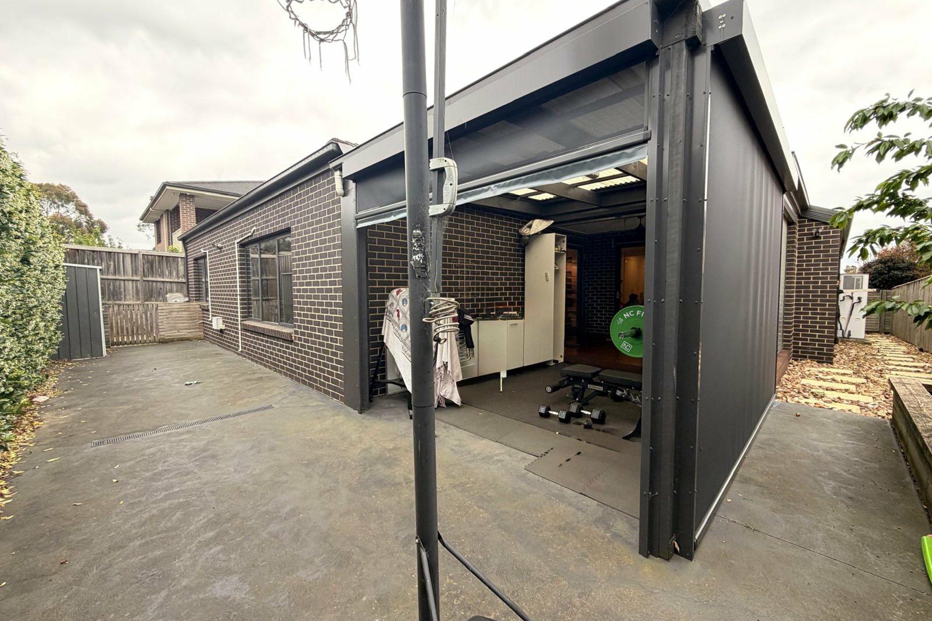 6 Nutmeg Close — photo 18 of 19