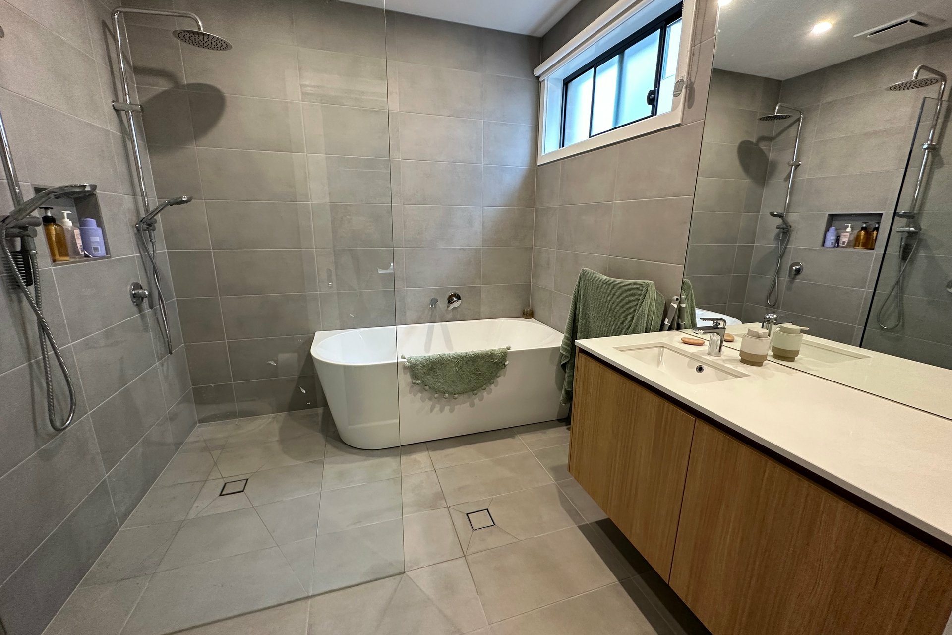 44 Annabella Street — photo 12 of 15