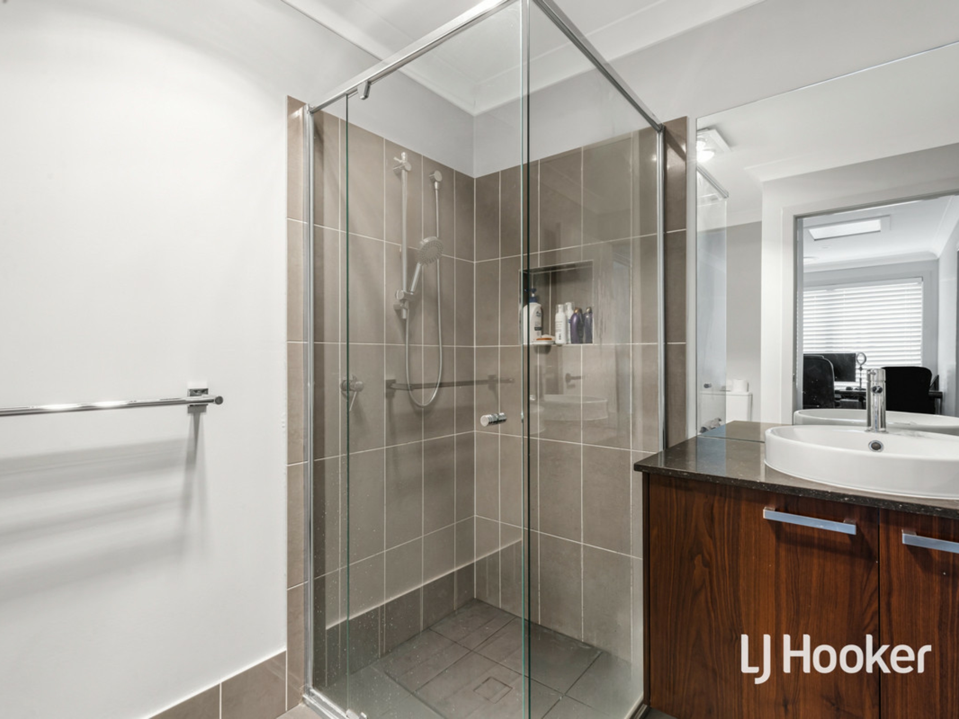 11 Denise Crescent, RIVERSTONE