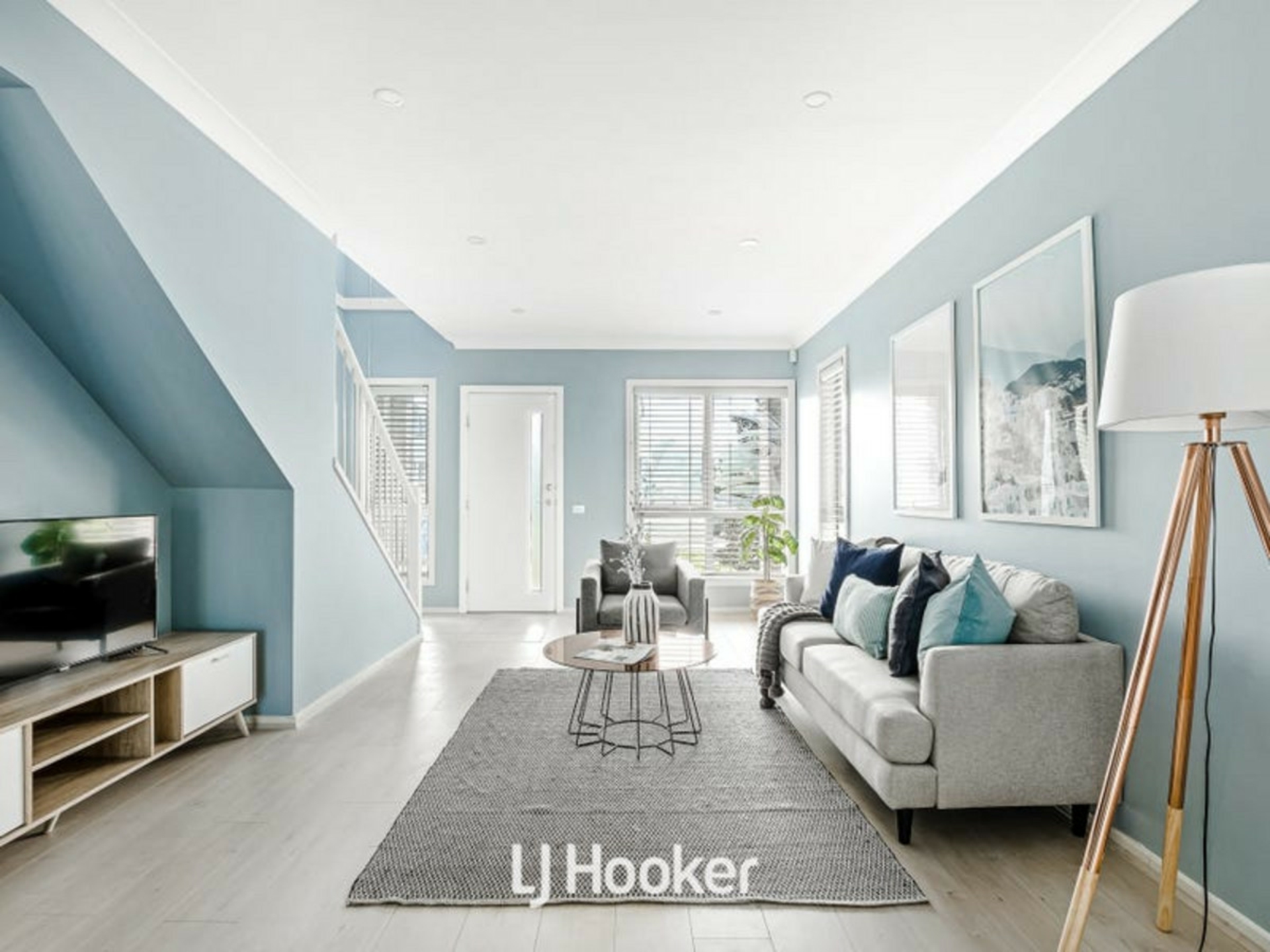 35 Lookout Circuit, STANHOPE GARDENS