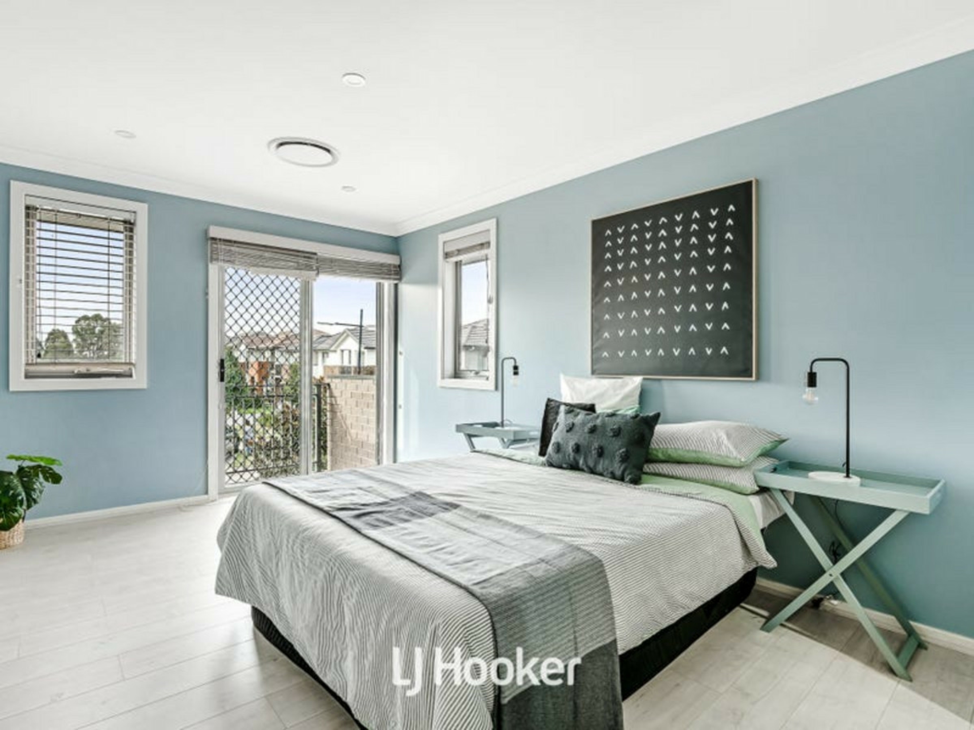 35 Lookout Circuit, STANHOPE GARDENS