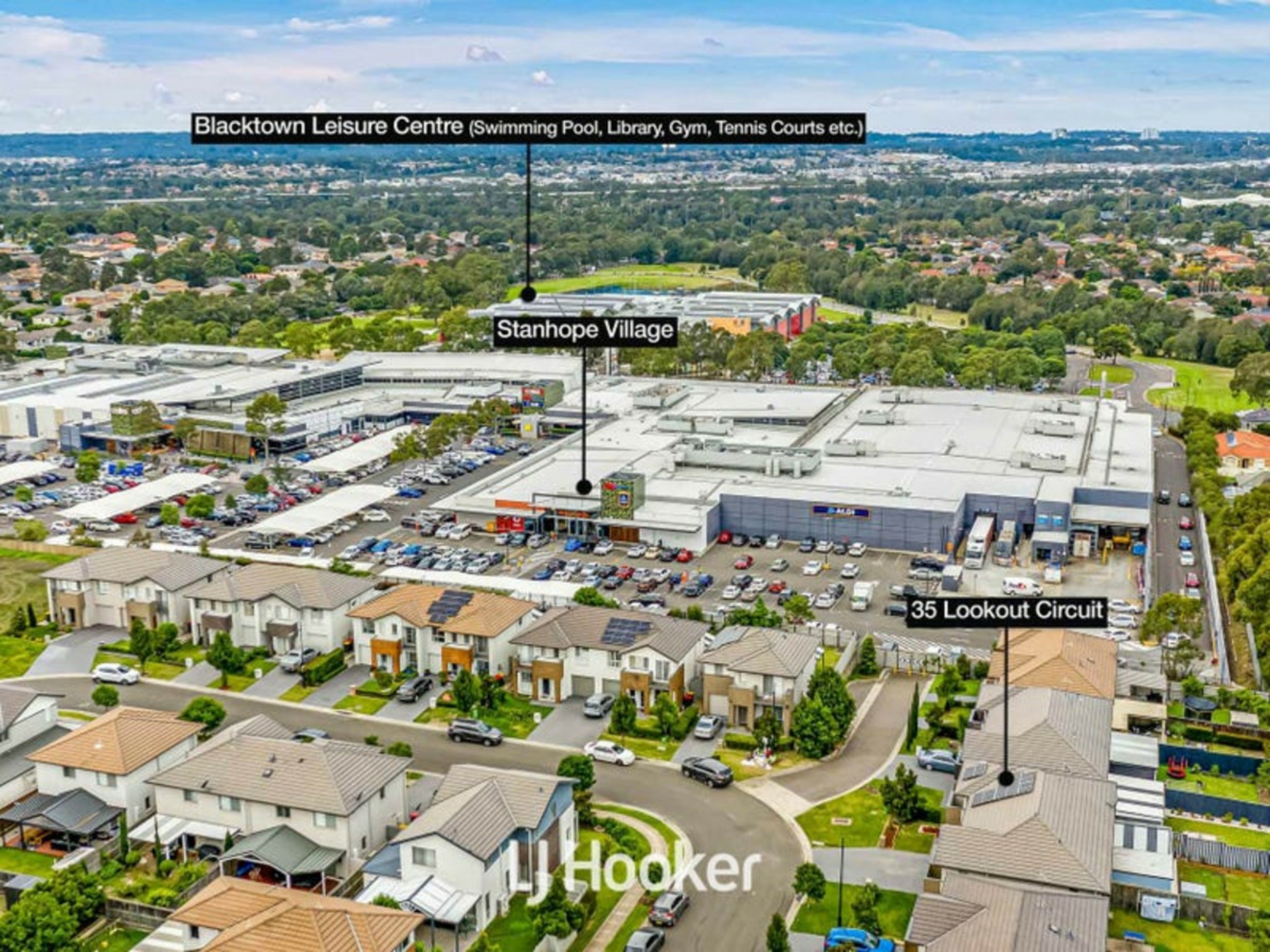 35 Lookout Circuit, STANHOPE GARDENS