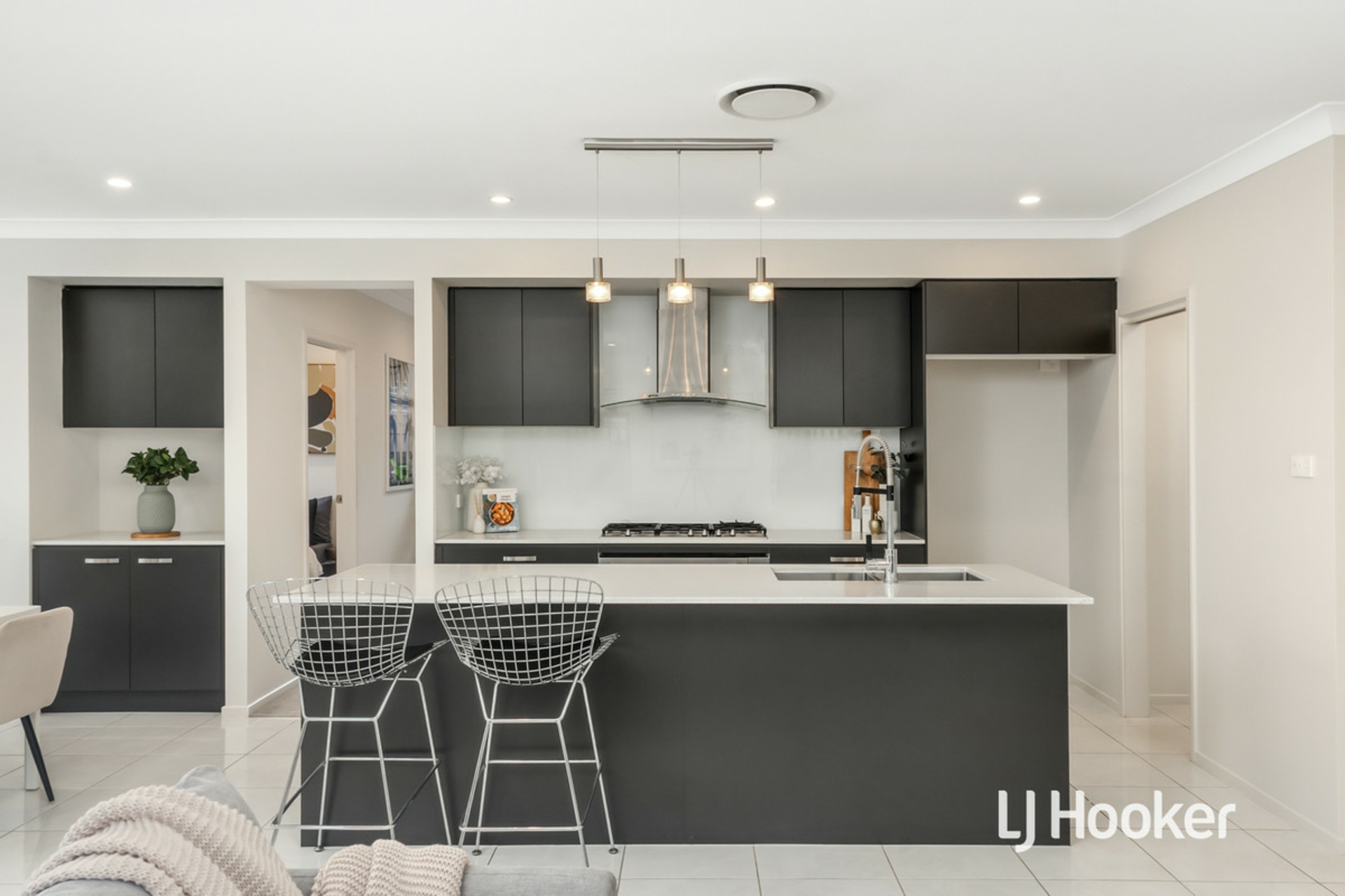60 Kensington Park Road, SCHOFIELDS