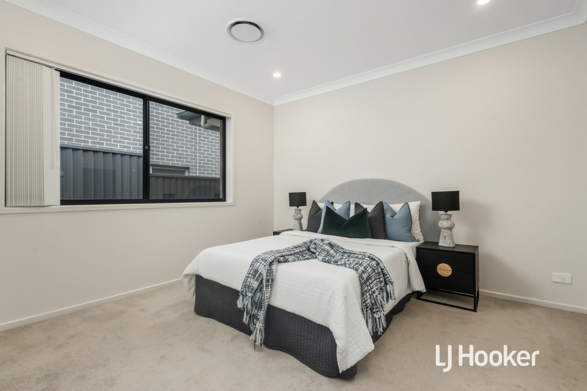 60 Kensington Park Road, SCHOFIELDS