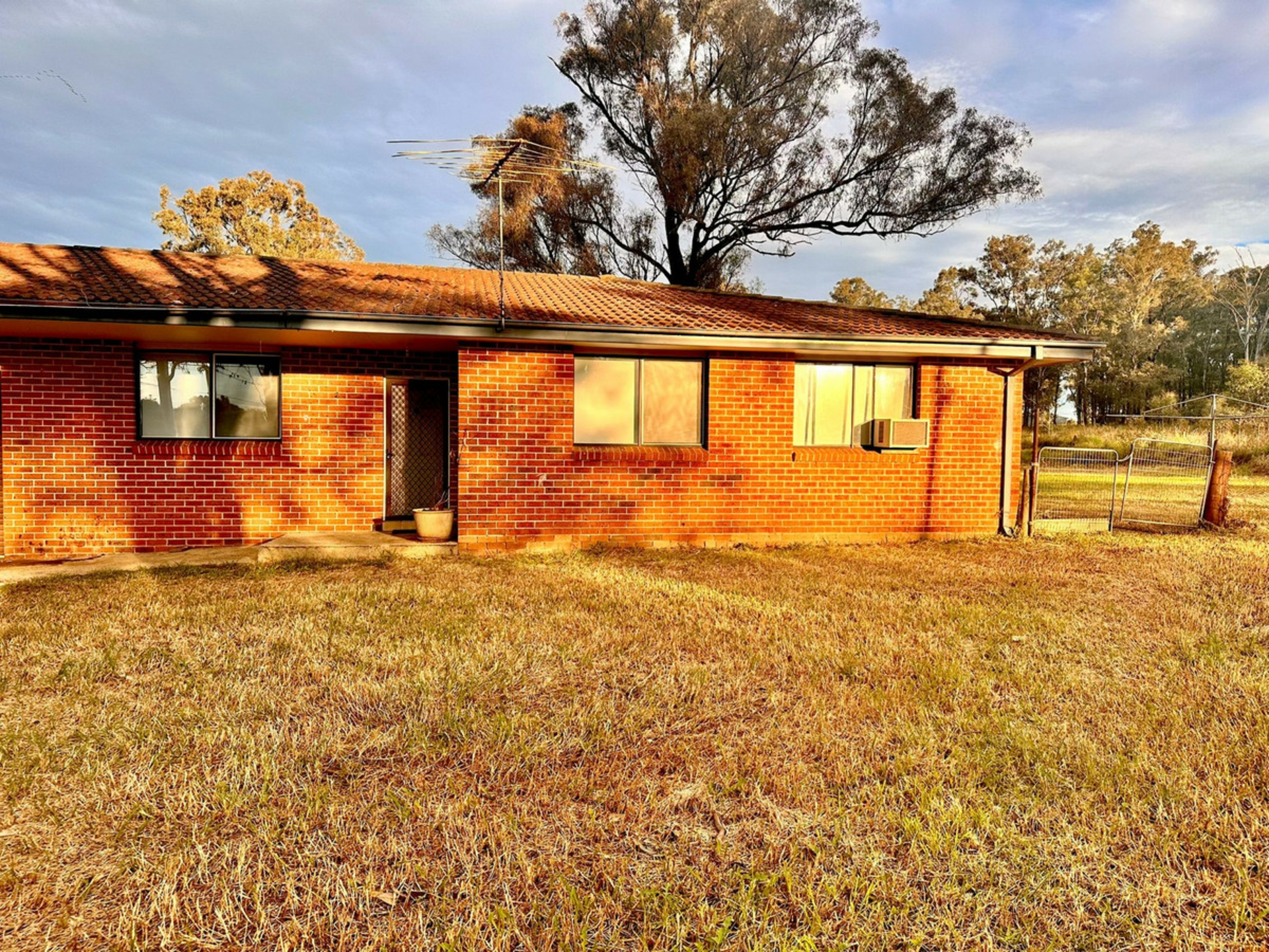 444 Windsor Road, VINEYARD