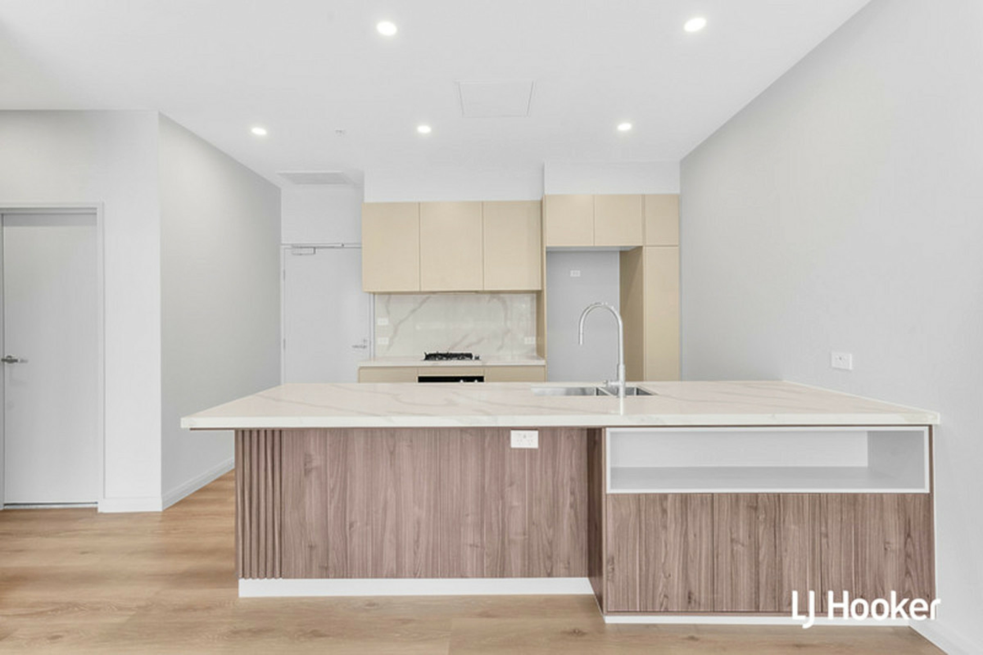 G06/112-114 Caddies Boulevard, ROUSE HILL