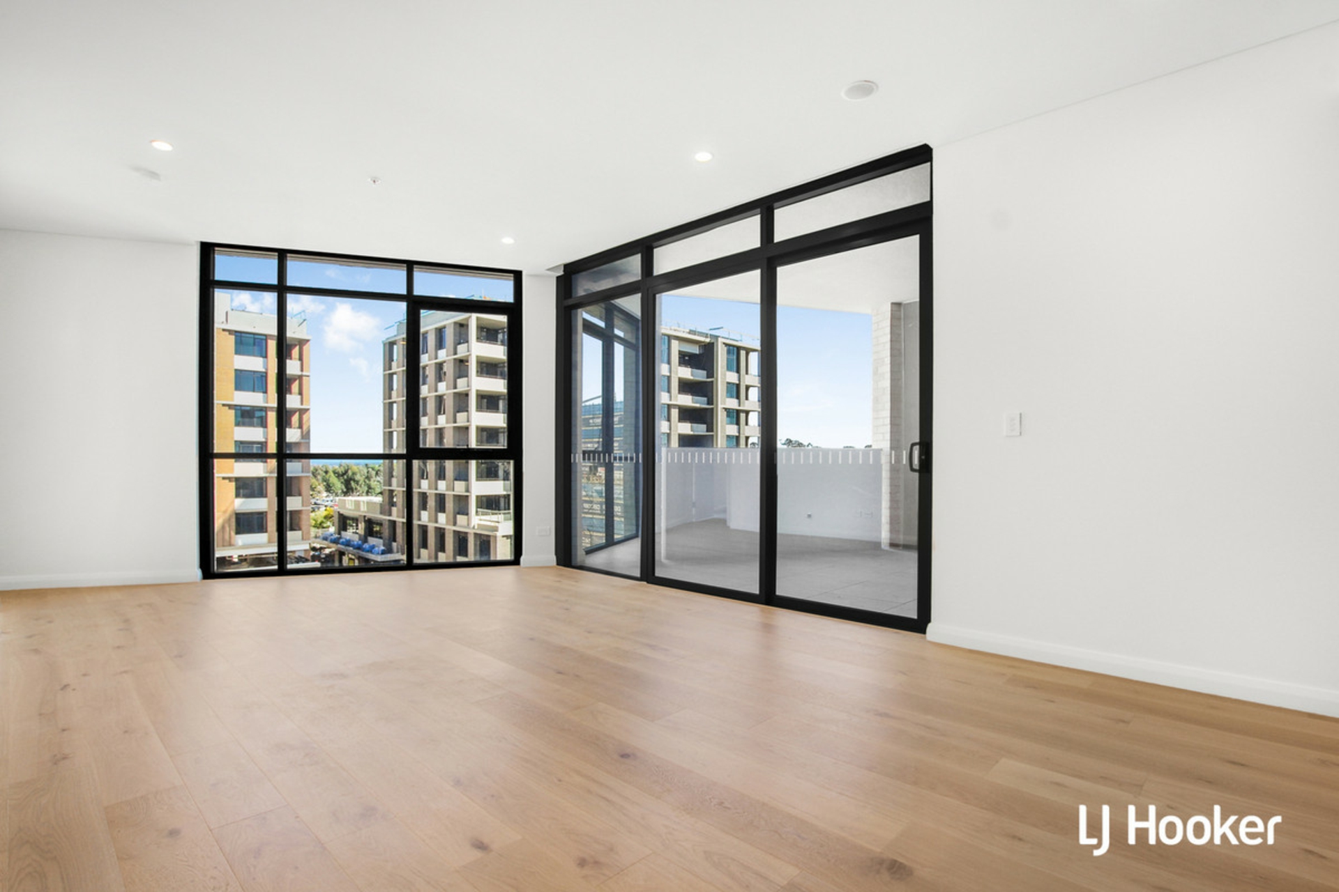 527/2C Conferta Avenue, TALLAWONG