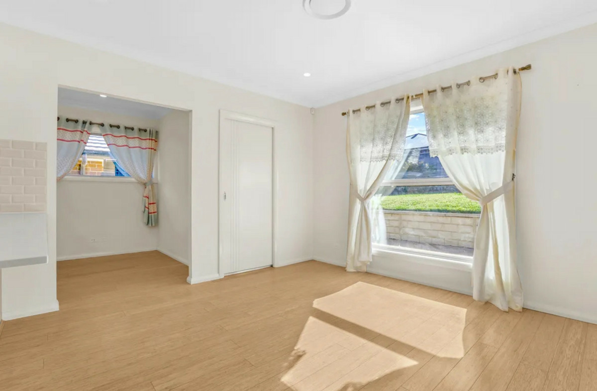 15 Piccadilly Street, RIVERSTONE