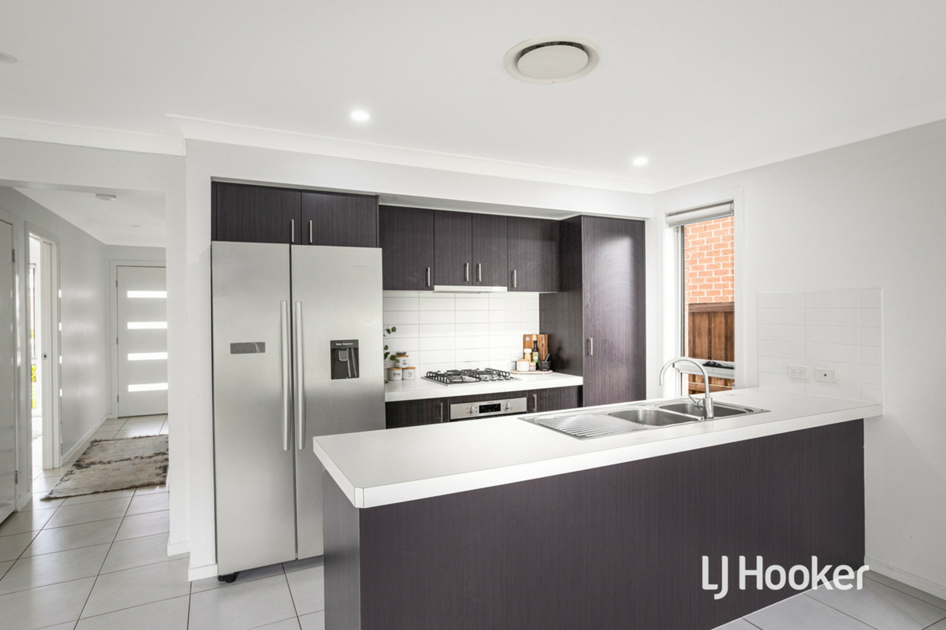 12 Lillian Crescent, SCHOFIELDS