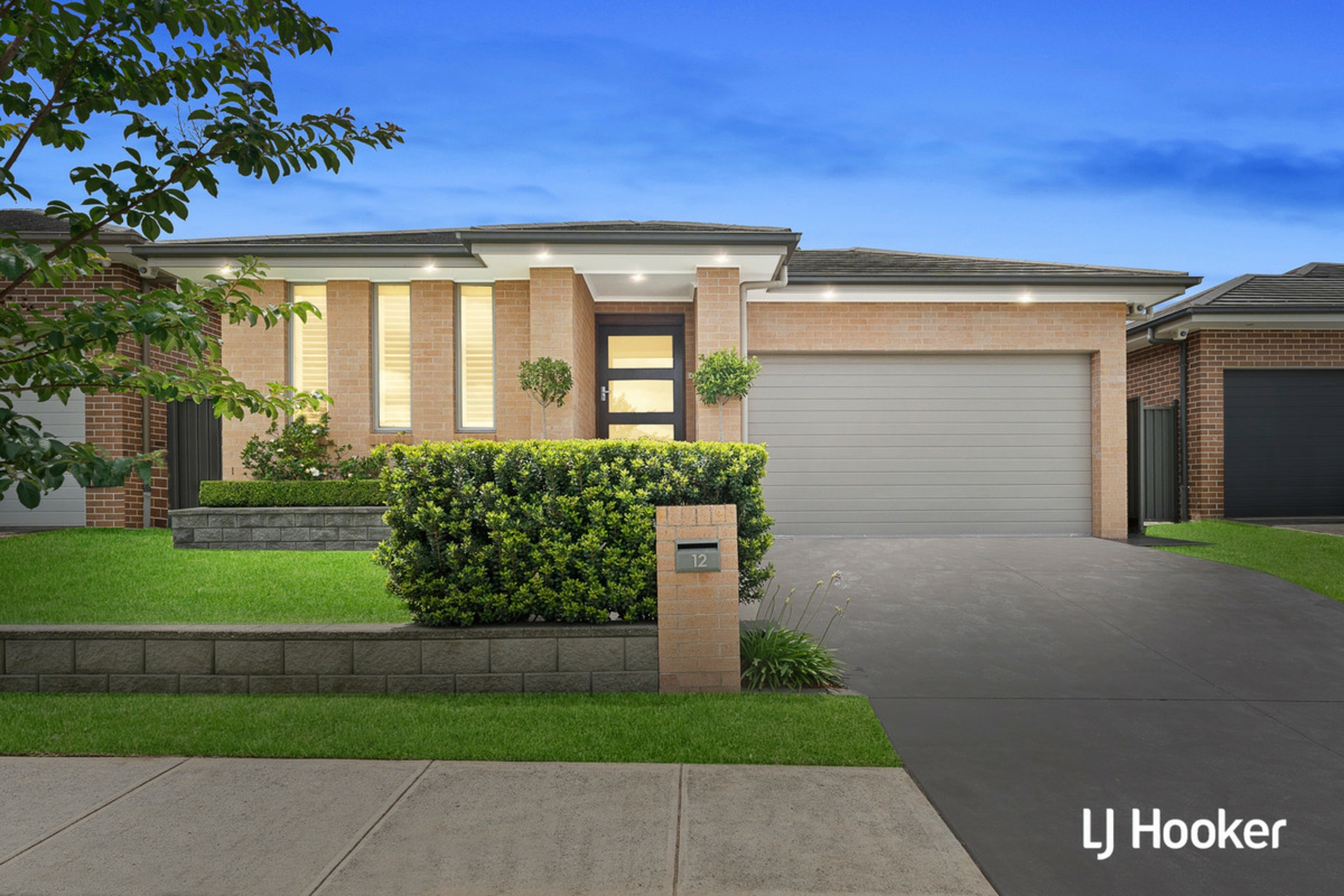 12 Sandringham Street, RIVERSTONE