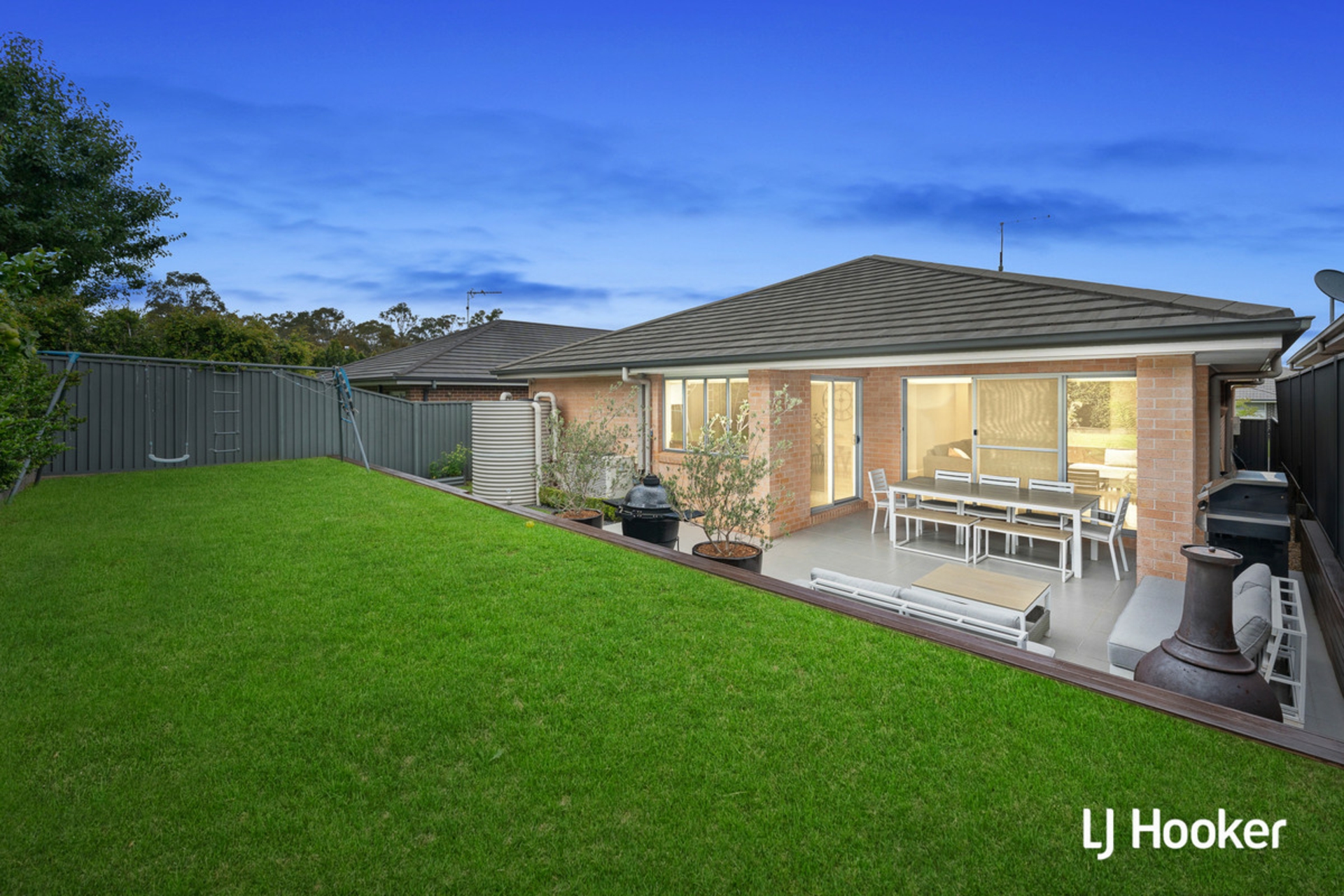 12 Sandringham Street, RIVERSTONE