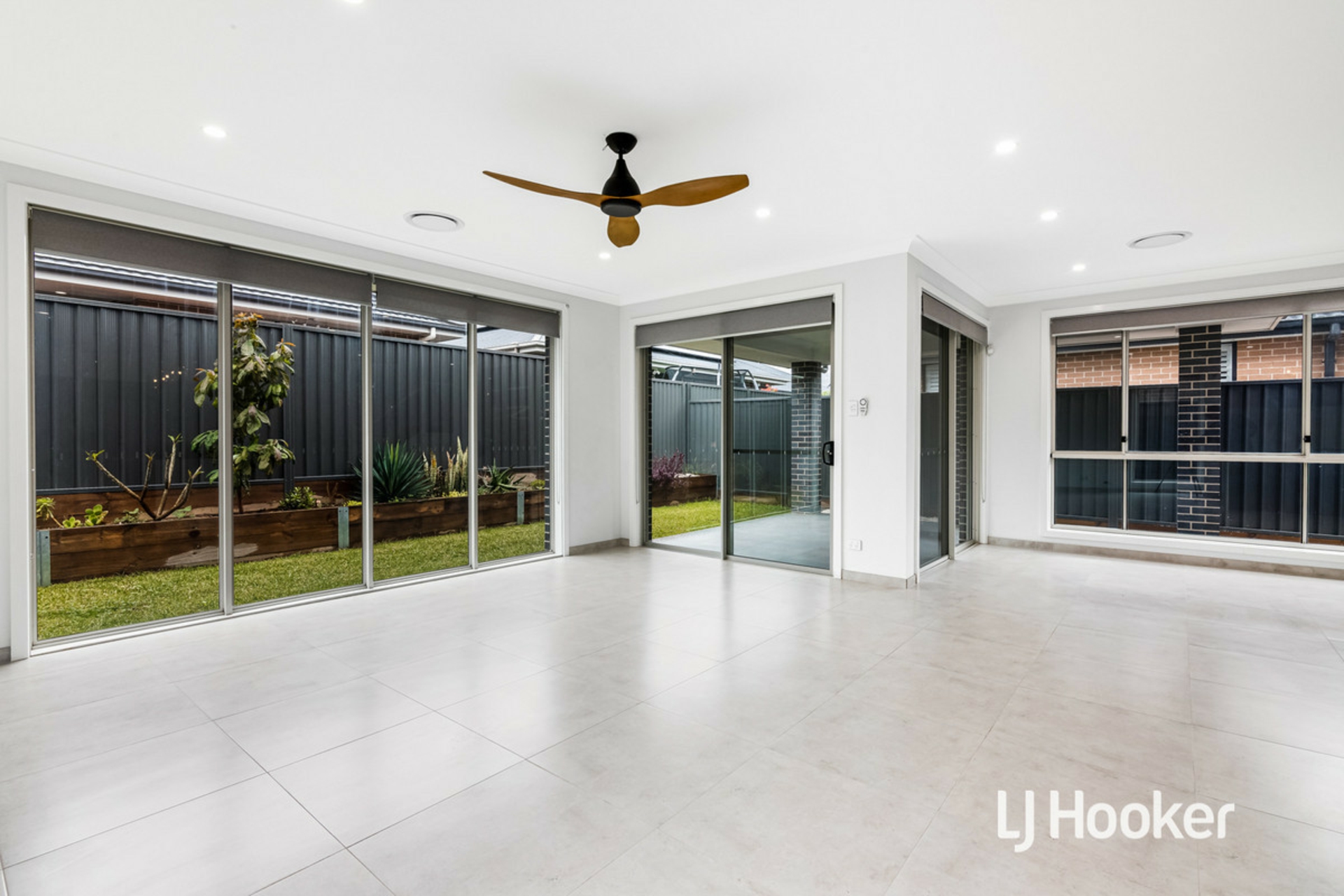 10 Eades Street, MARSDEN PARK