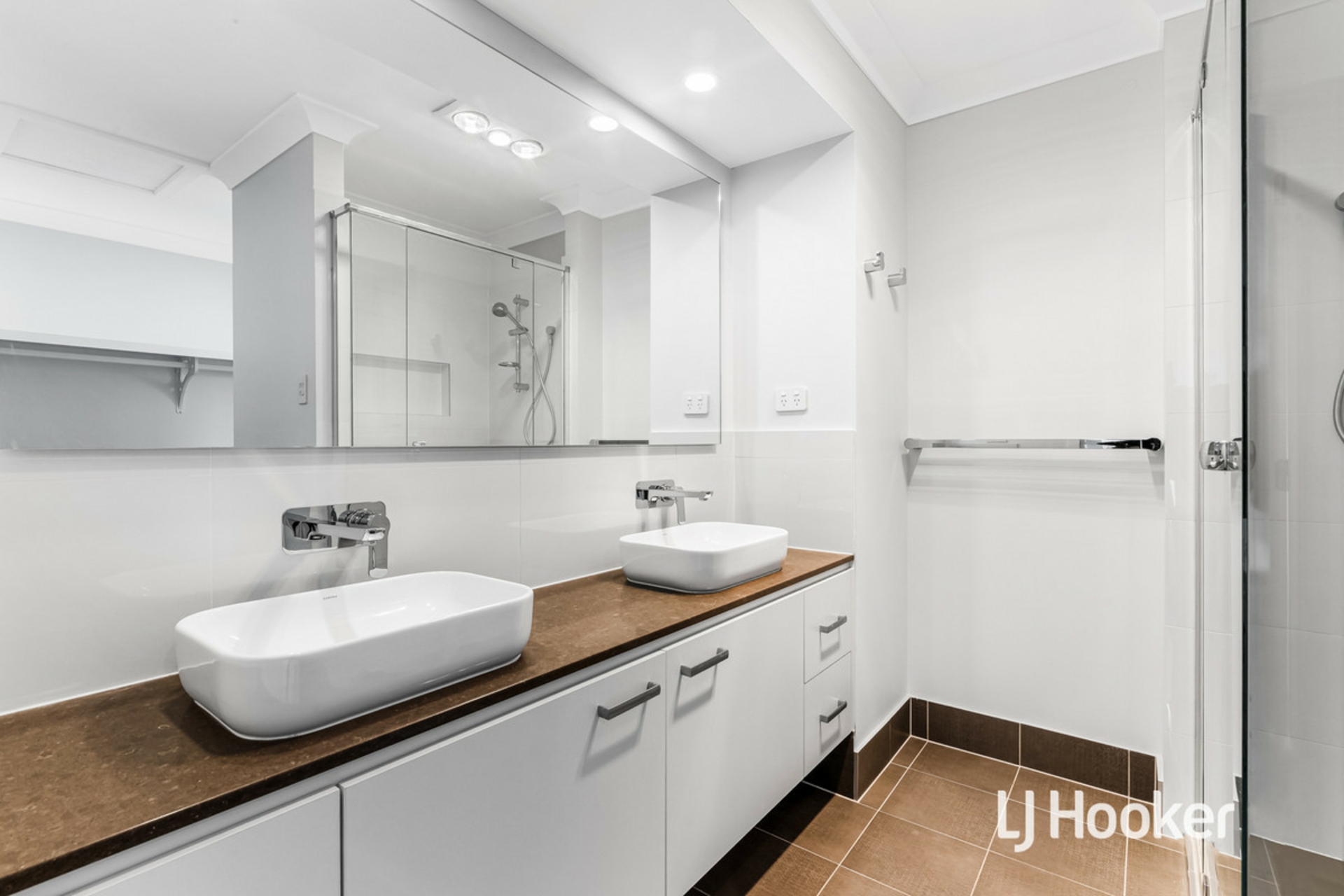 10 Eades Street, MARSDEN PARK
