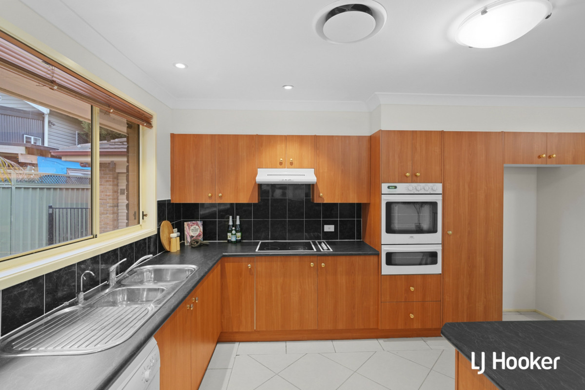 2 Hamilton Street, RIVERSTONE